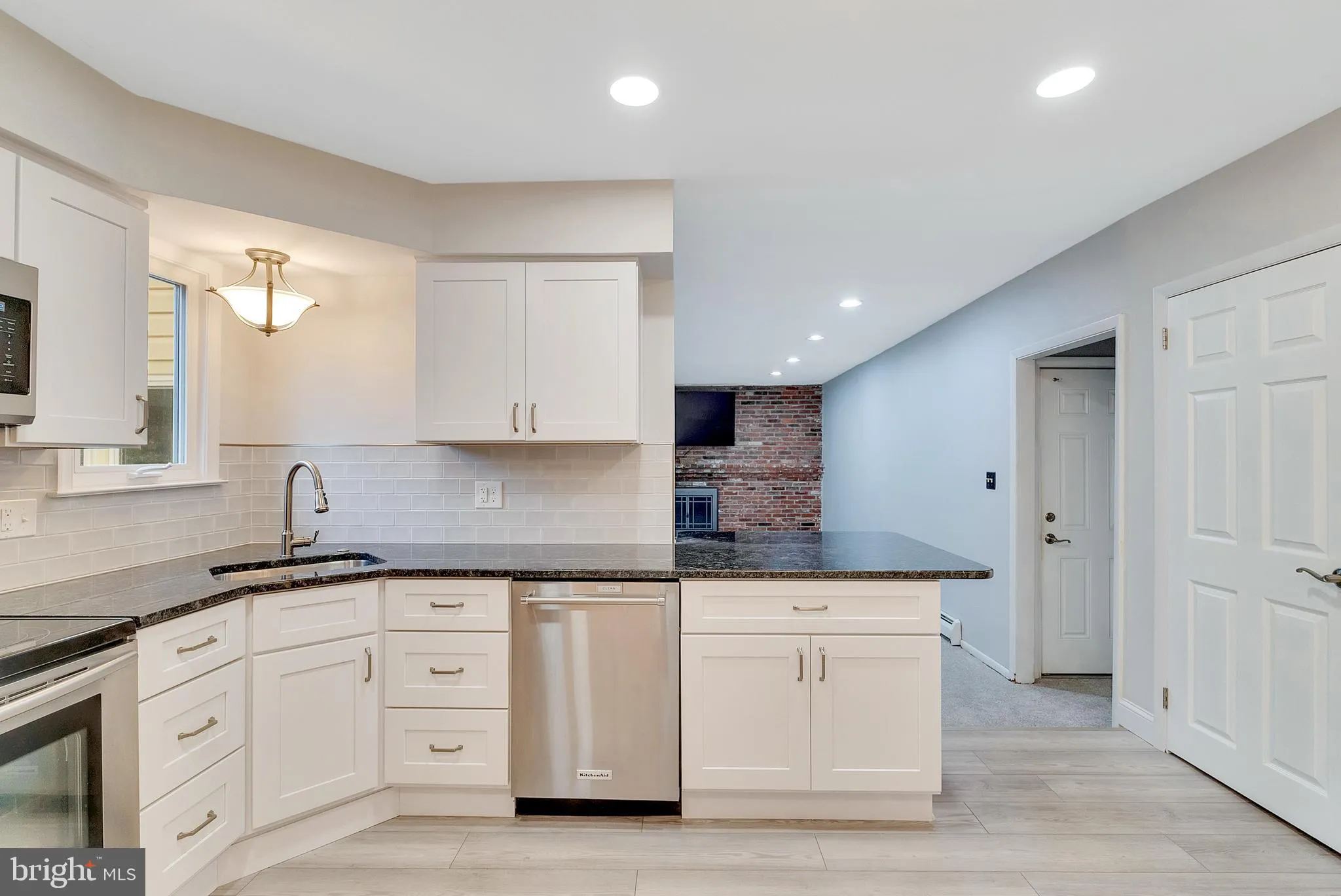 Lansdale, Pennsylvania 19446, United States, 4 Bedrooms Bedrooms, ,3 BathroomsBathrooms,Residential,Pending,184658