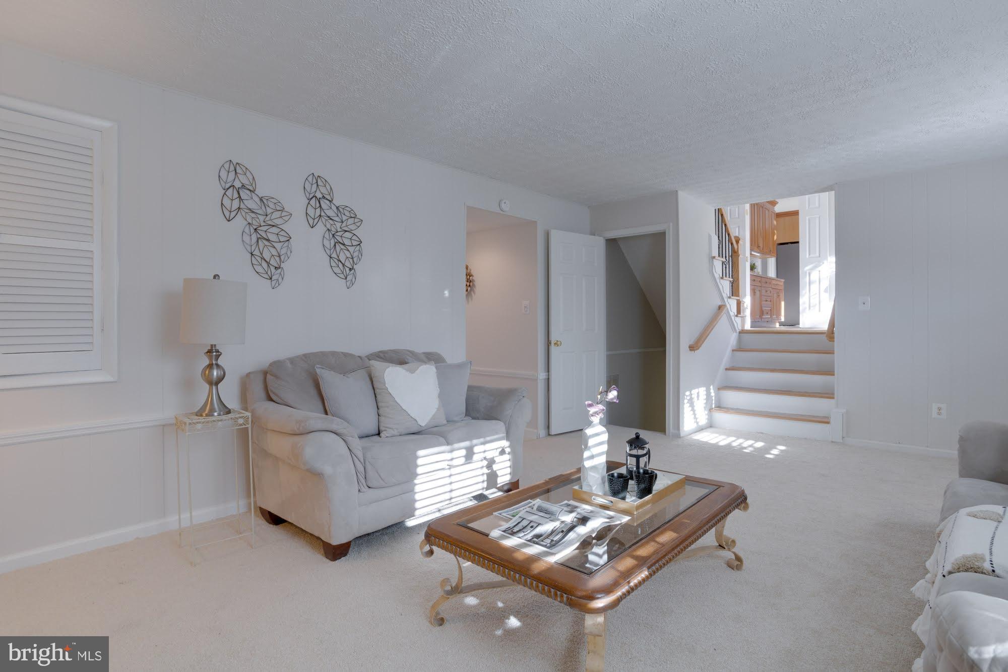 LAKE BRADDOCK - Residential