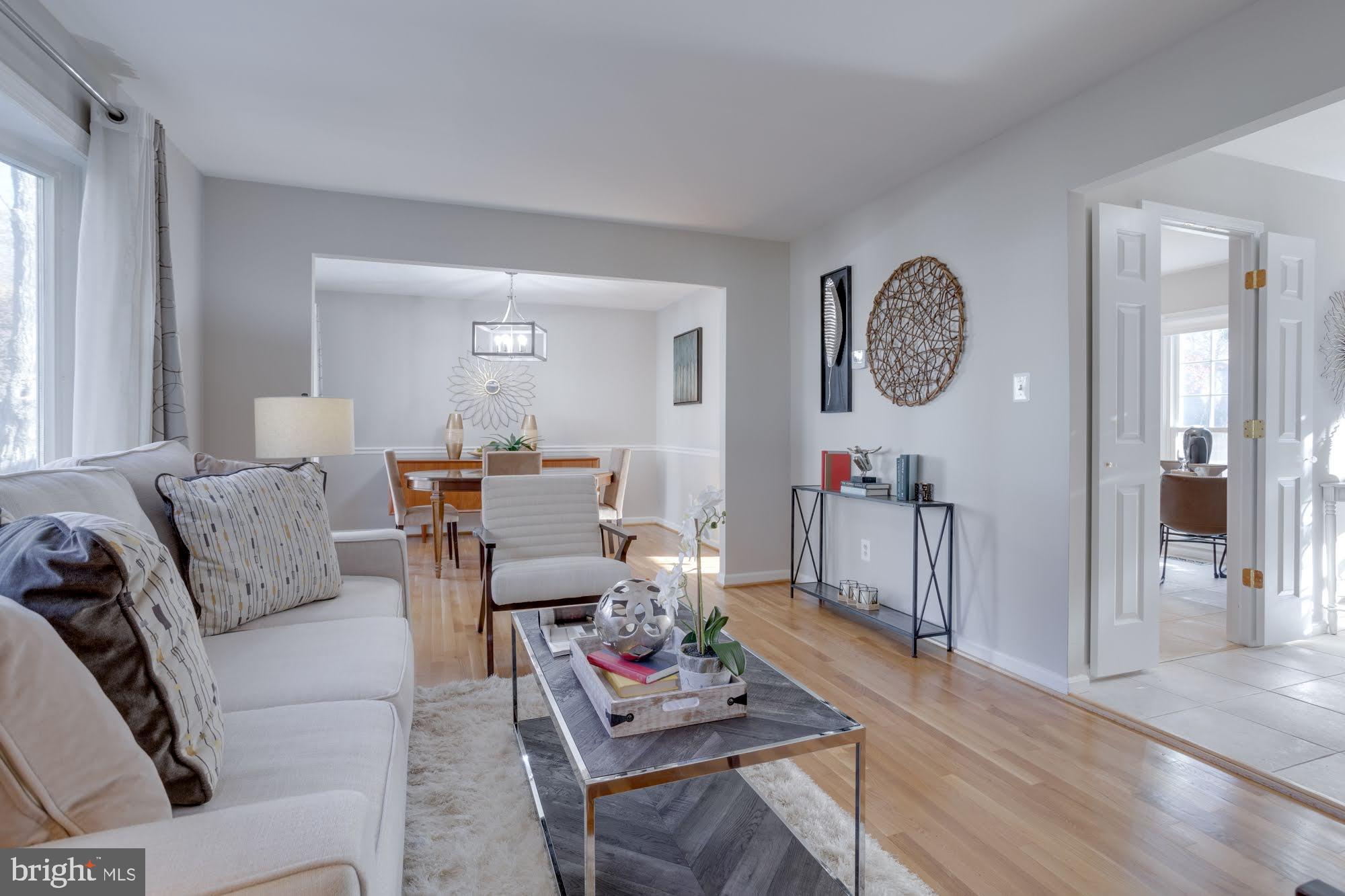 LAKE BRADDOCK - Residential