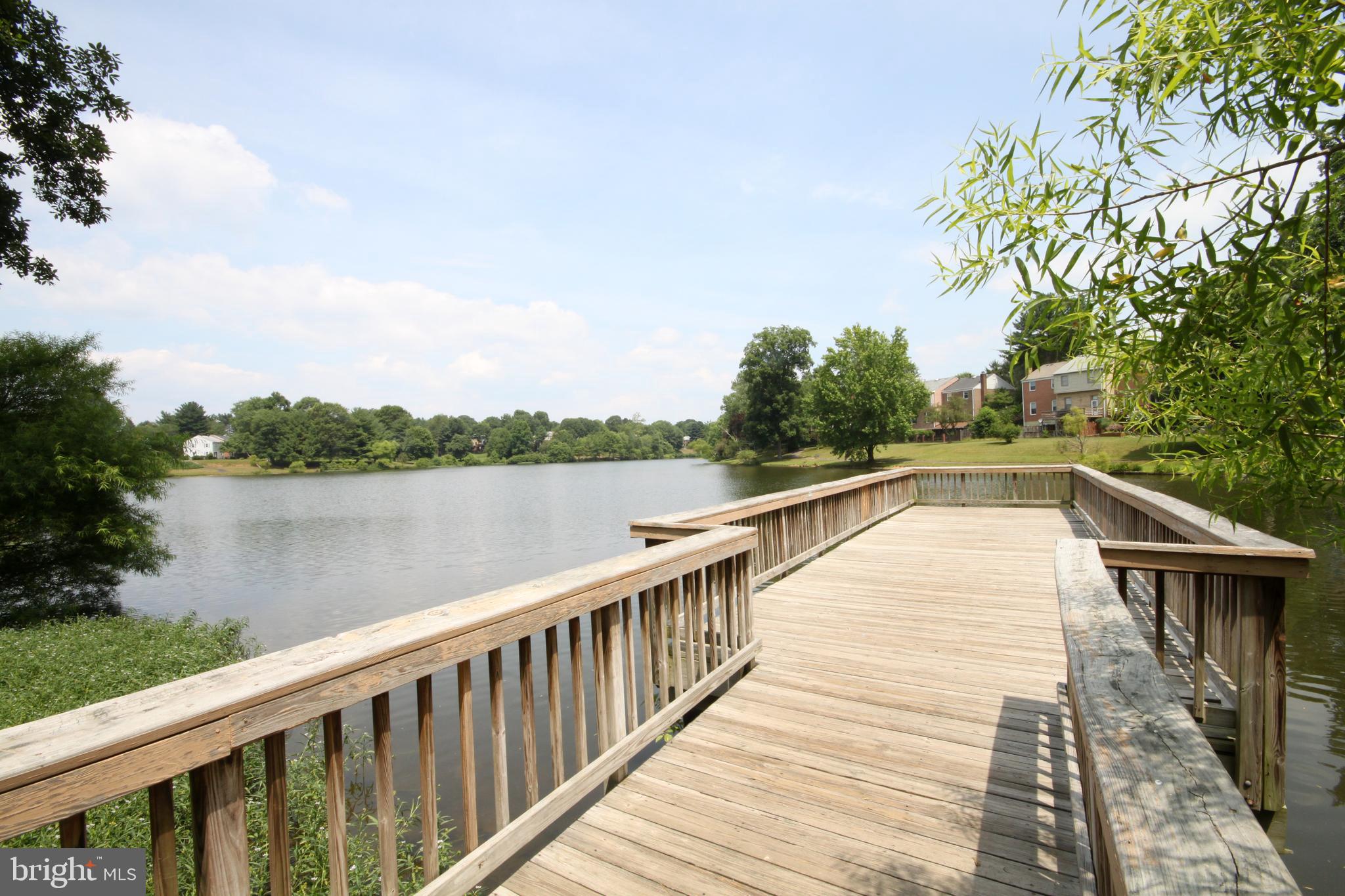 LAKE BRADDOCK - Residential