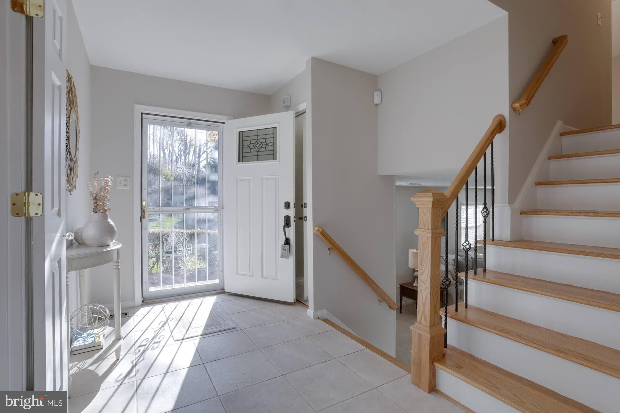 LAKE BRADDOCK - Residential