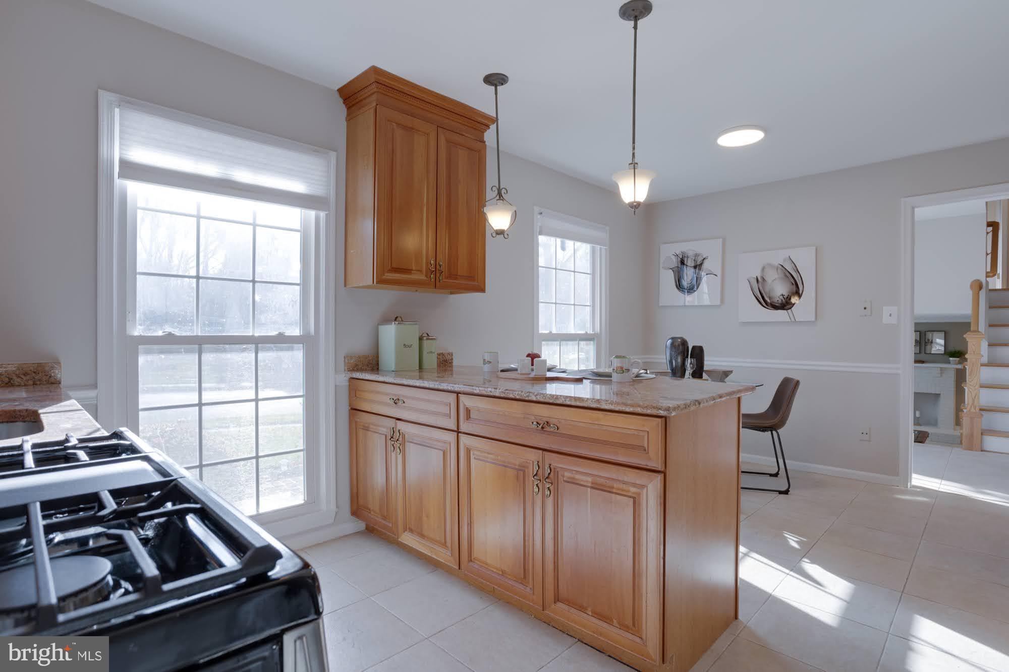 LAKE BRADDOCK - Residential