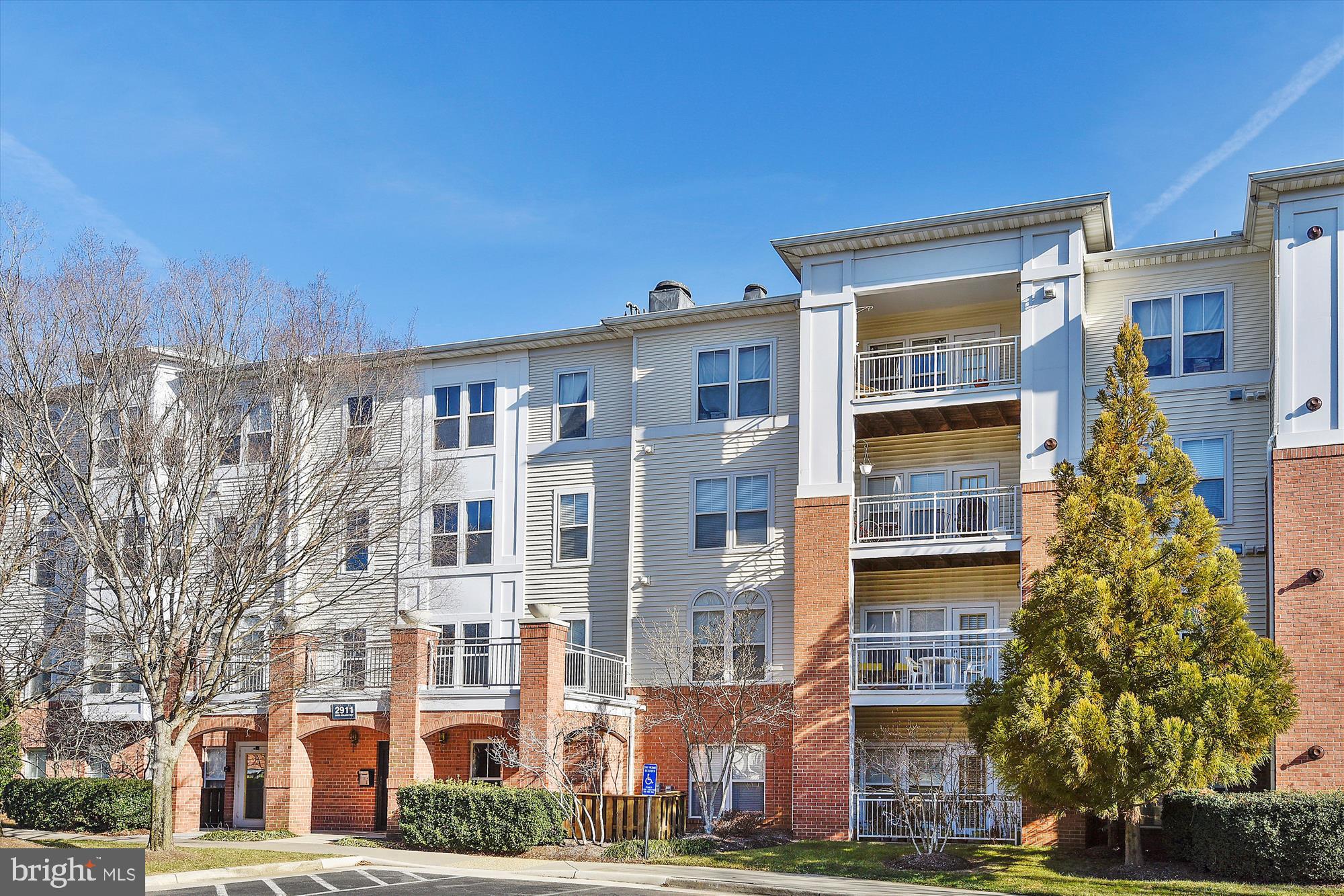 2911 DEER HOLLOW WAY 421 & 422