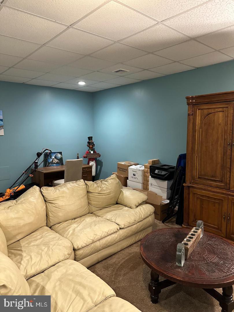 MAPLE HILL - Residential