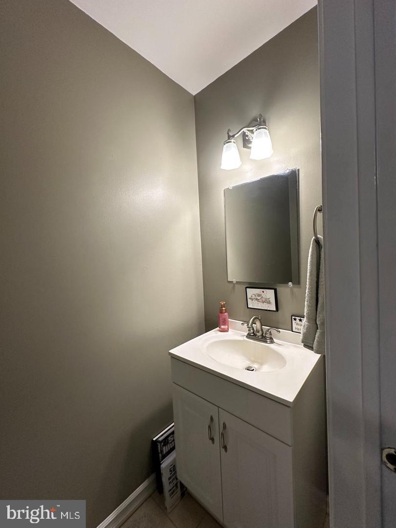 MAPLE HILL - Residential