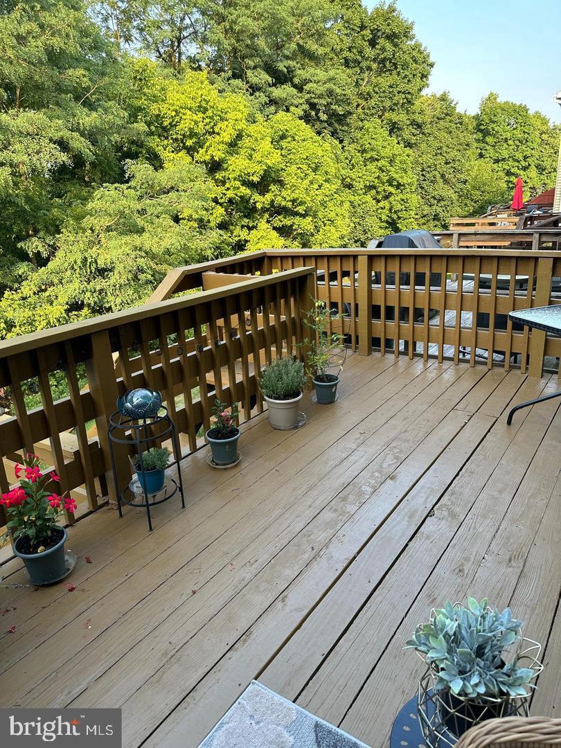 MAPLE HILL - Residential