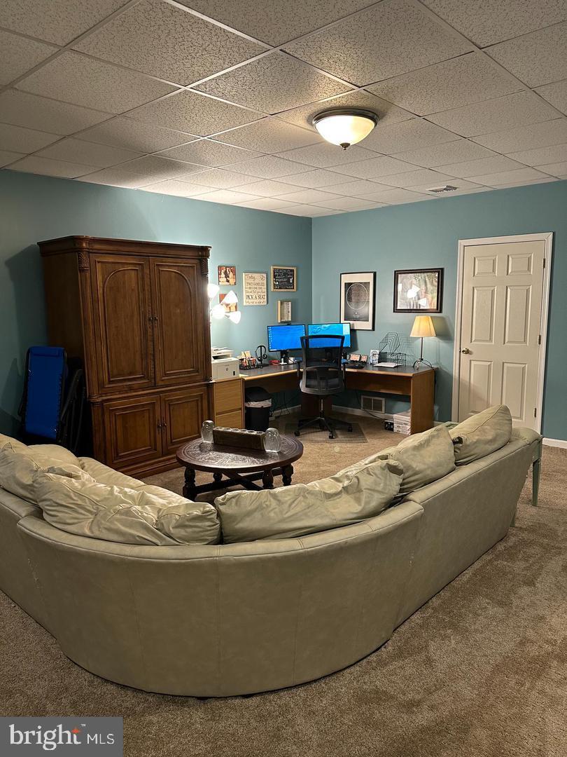 MAPLE HILL - Residential