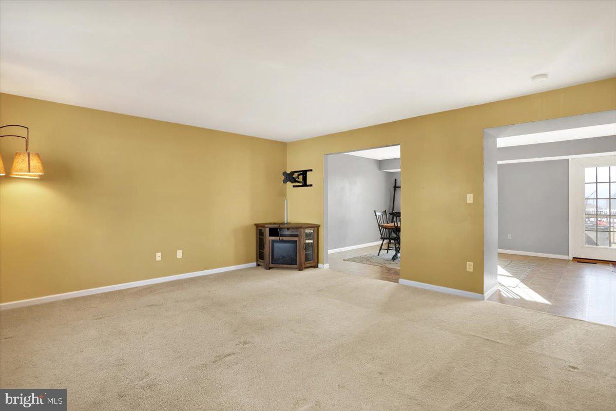 121 NANTUCKET DRIVE