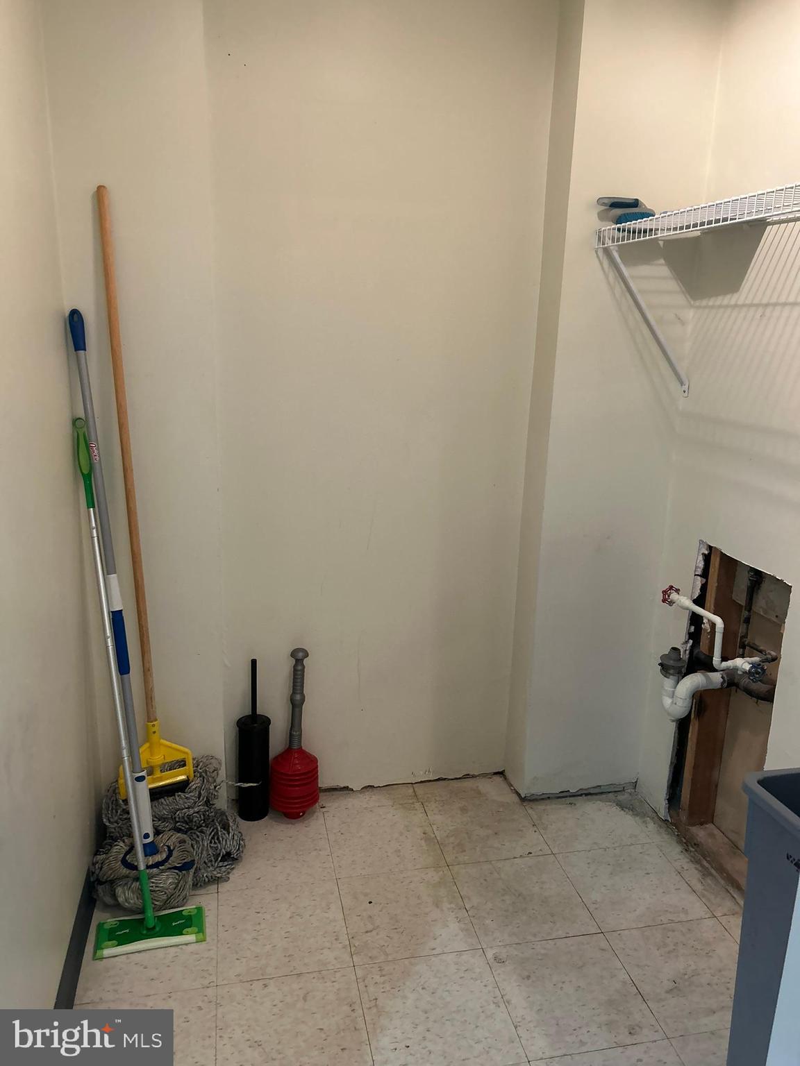 HAVERTOWN - Commercial Sale