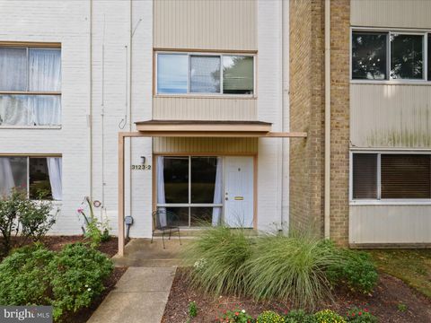 Photo of 3123 University Boulevard W #3123-2, Kensington, MD 20895 (MLS # MDMC2142828)