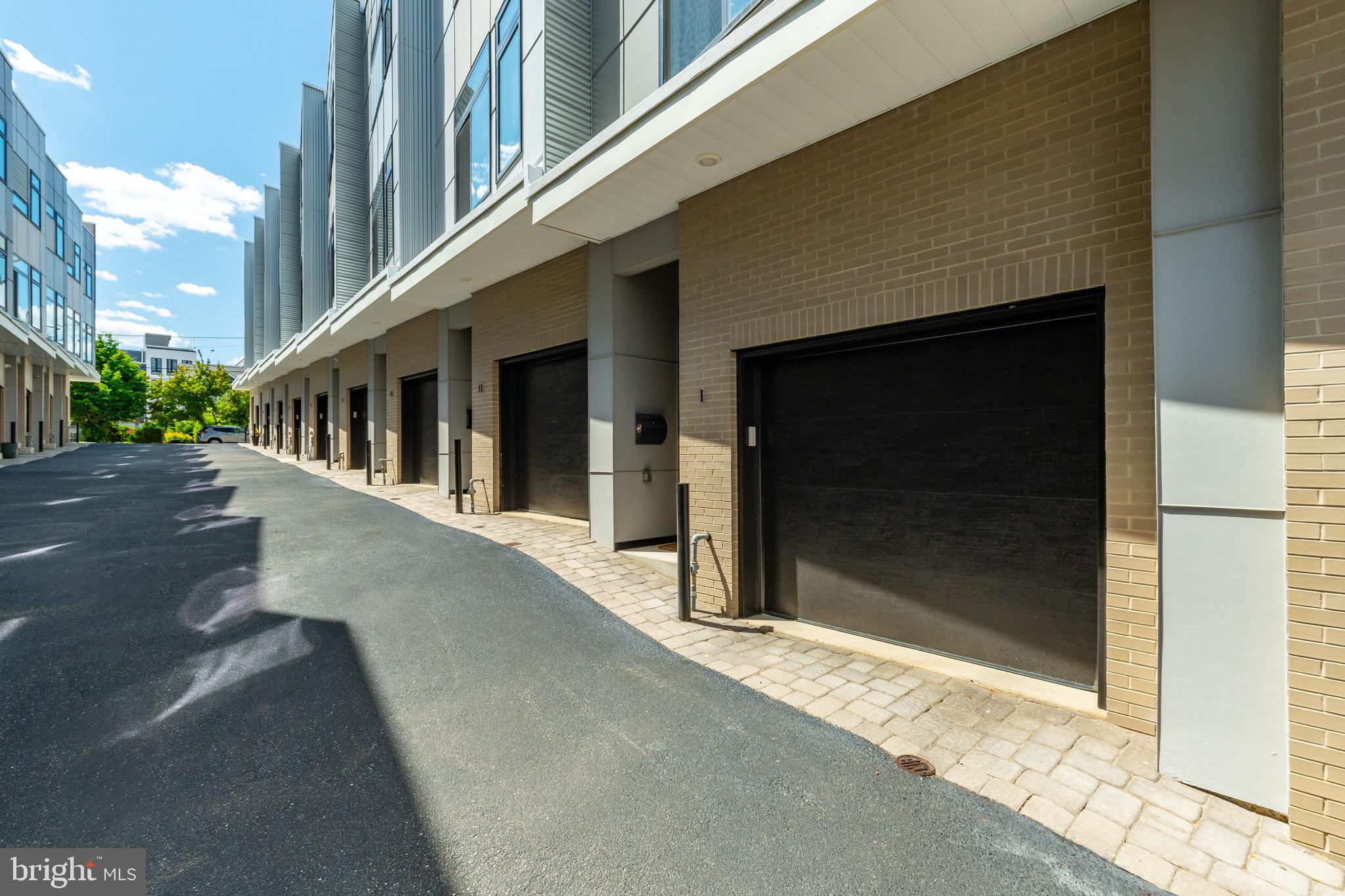 OLDE KENSINGTON - Residential