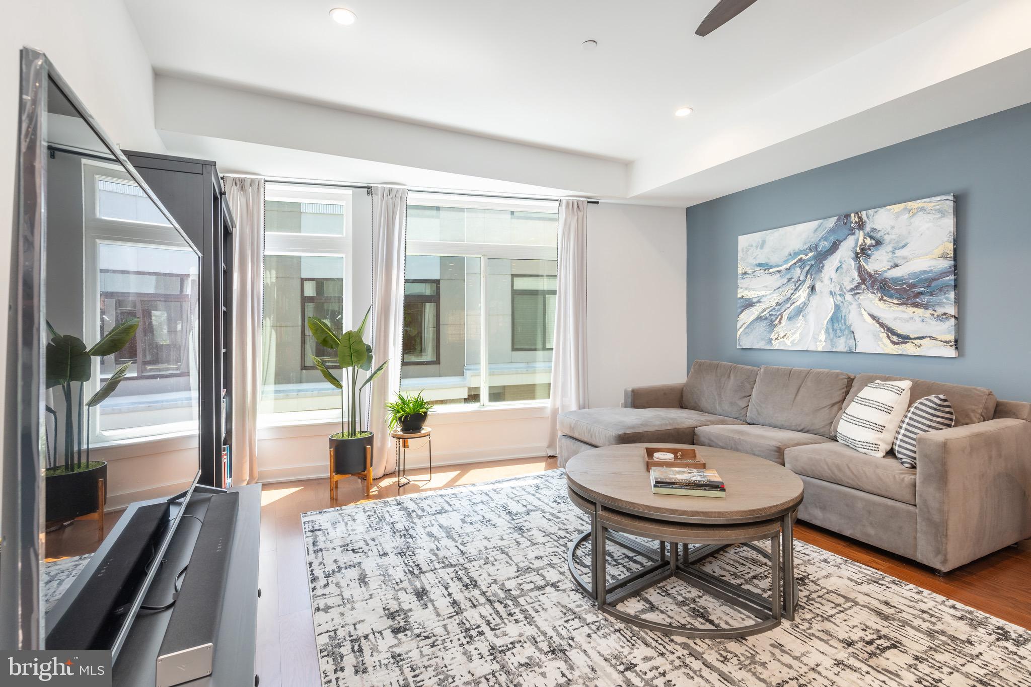 OLDE KENSINGTON - Residential