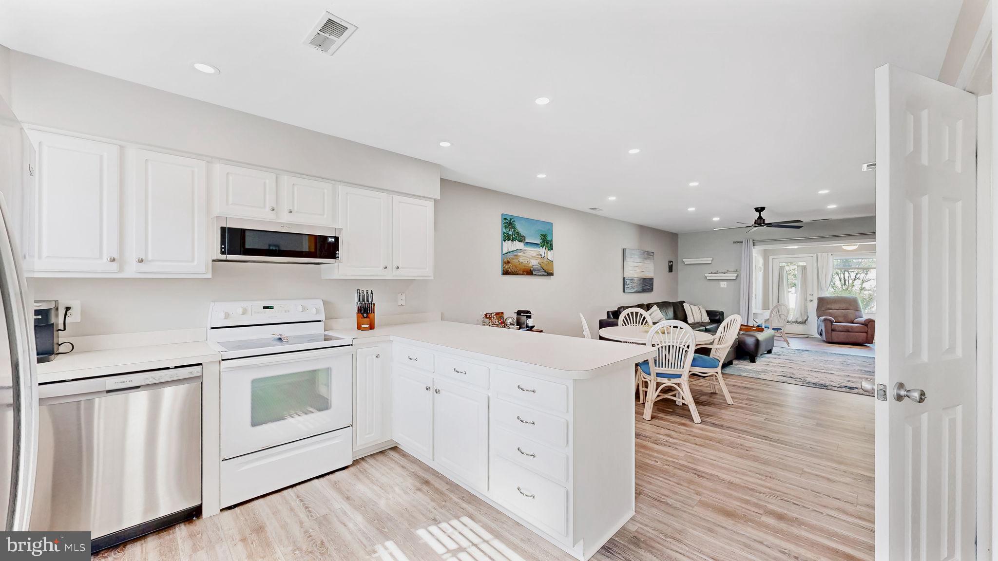 38182 BEACHWOOD COURT #35