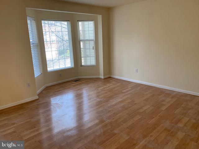 HOYLES MILL VILLAGE - Residential Lease