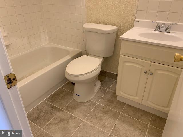 HOYLES MILL VILLAGE - Residential Lease