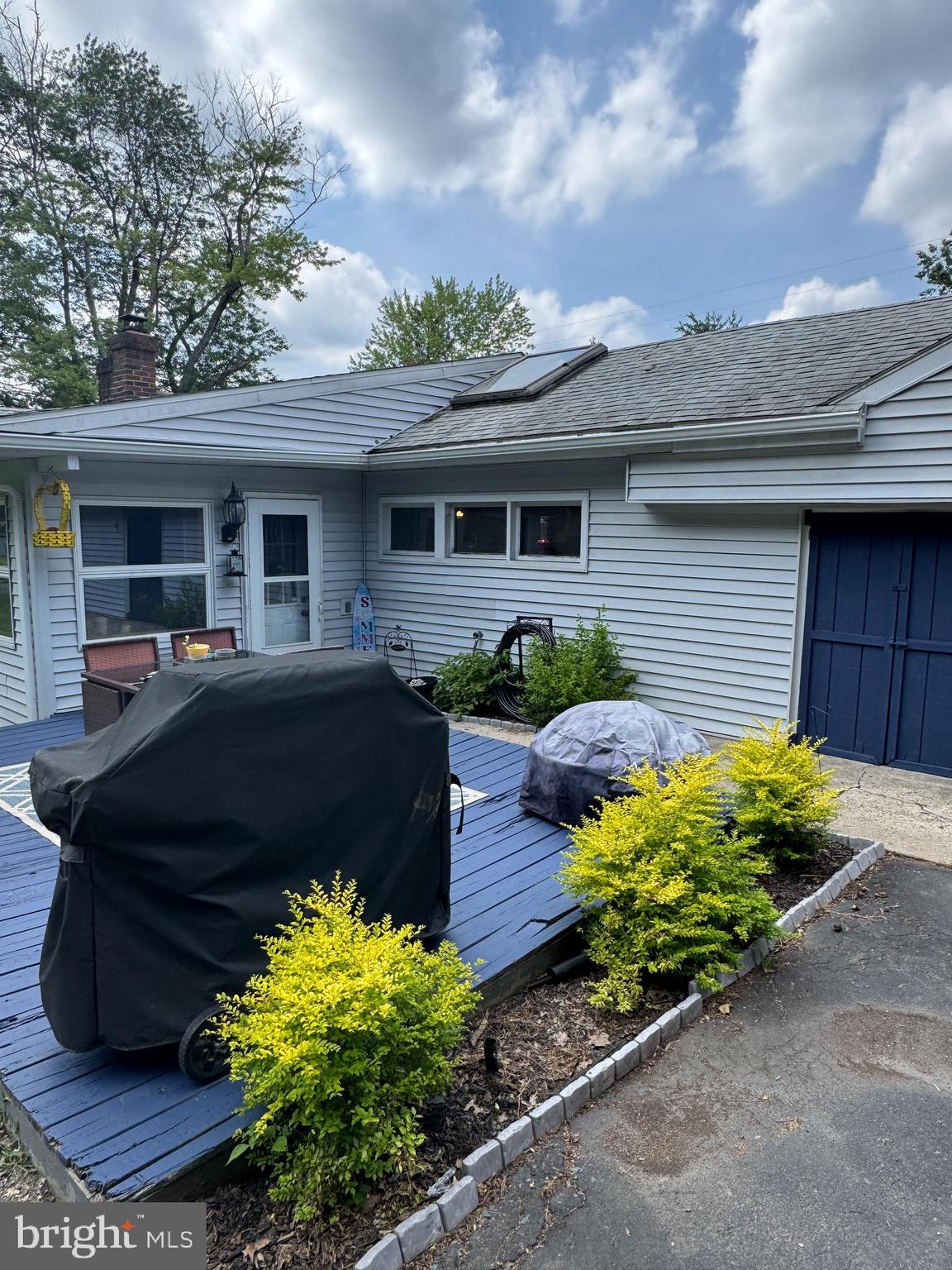 400 W WILLOW ROAD