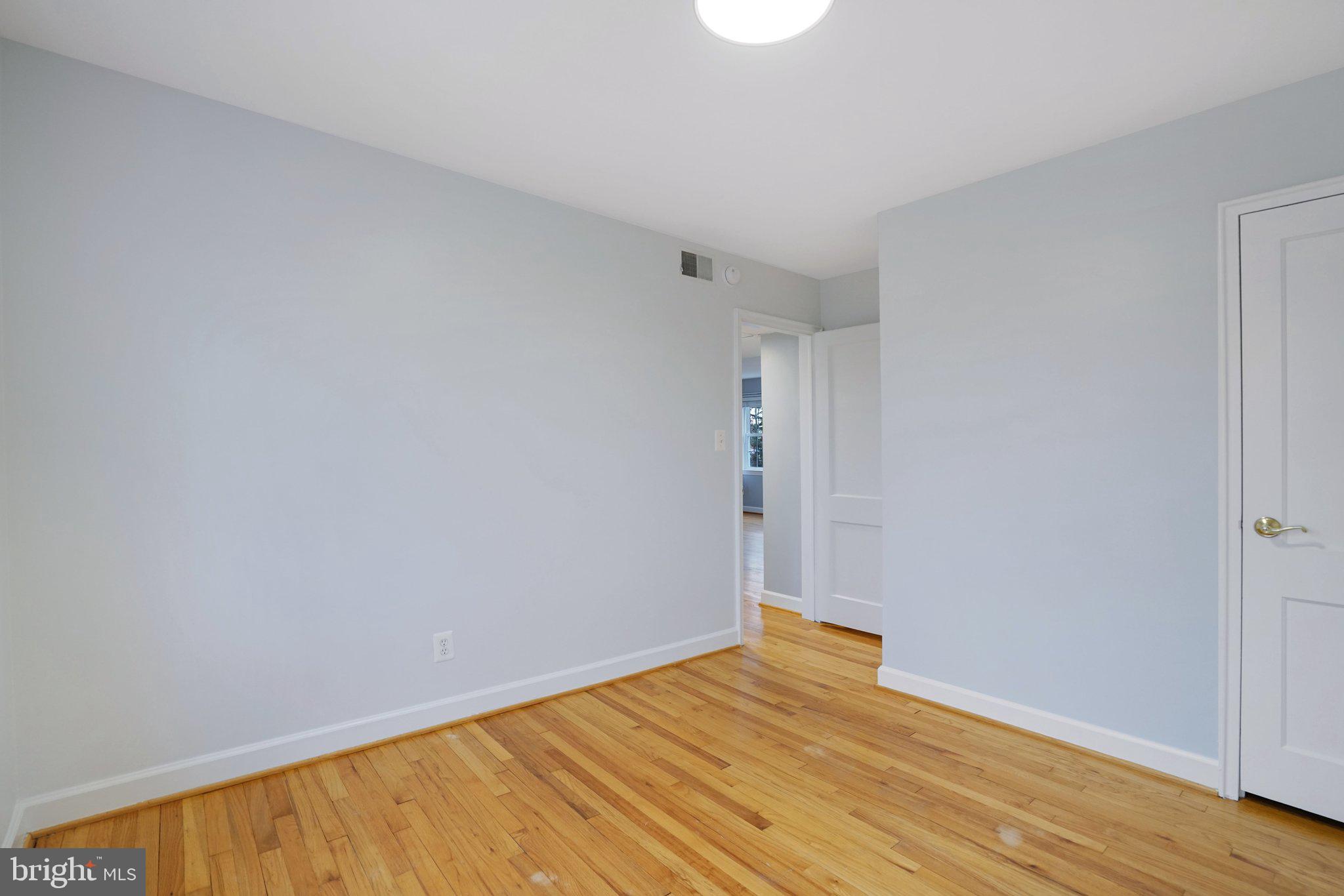 FAYETTE COURT - Residential