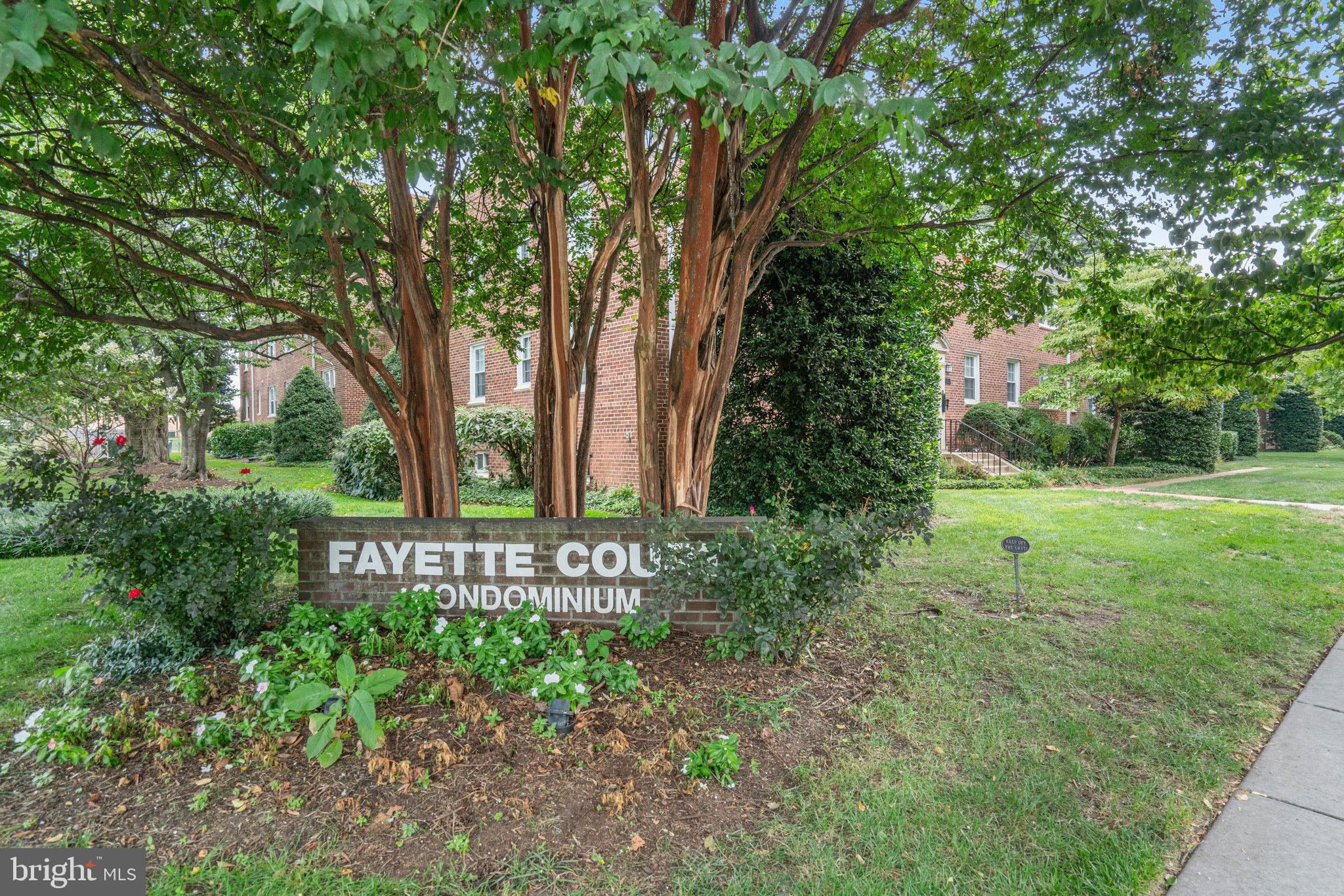 FAYETTE COURT - Residential