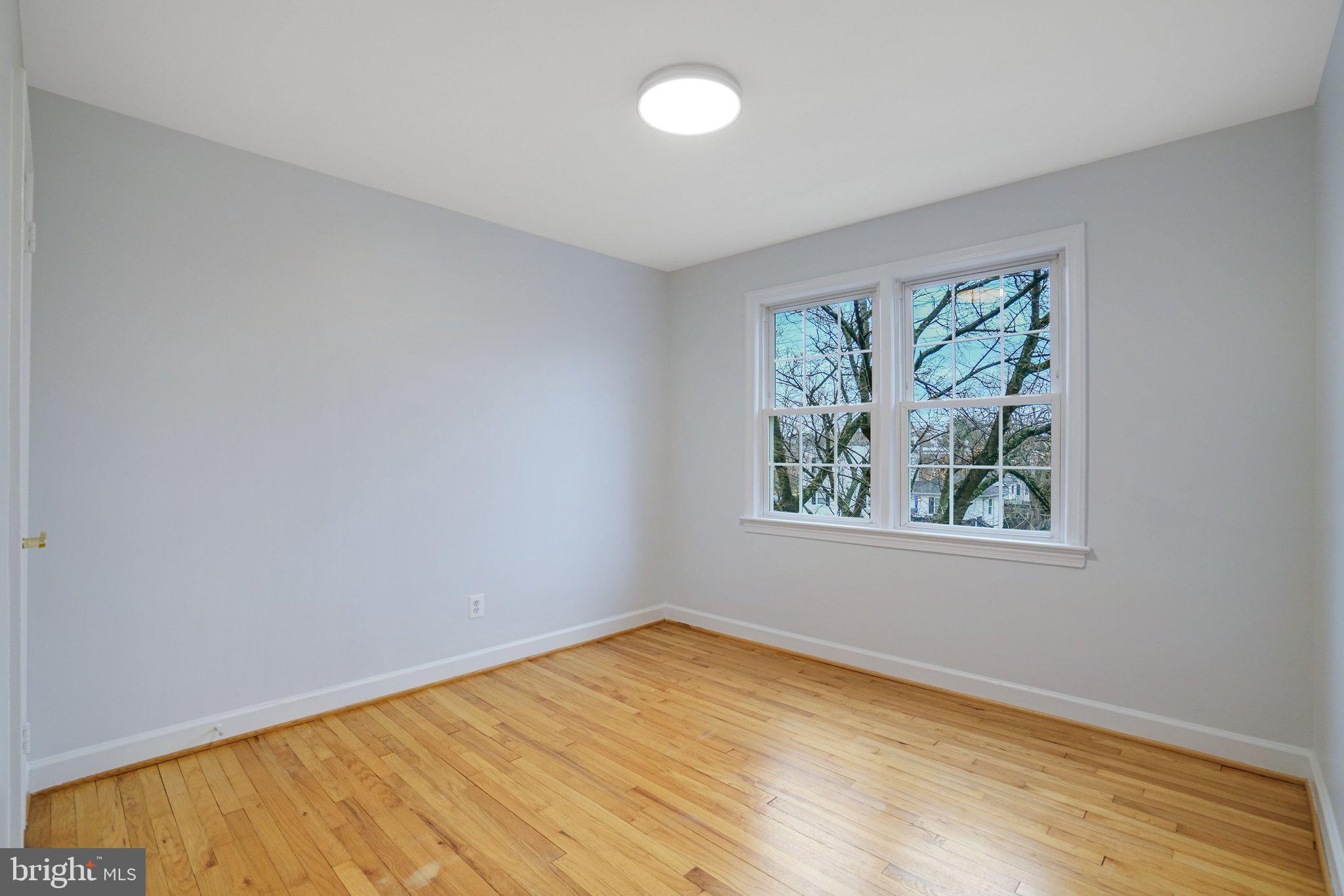 FAYETTE COURT - Residential