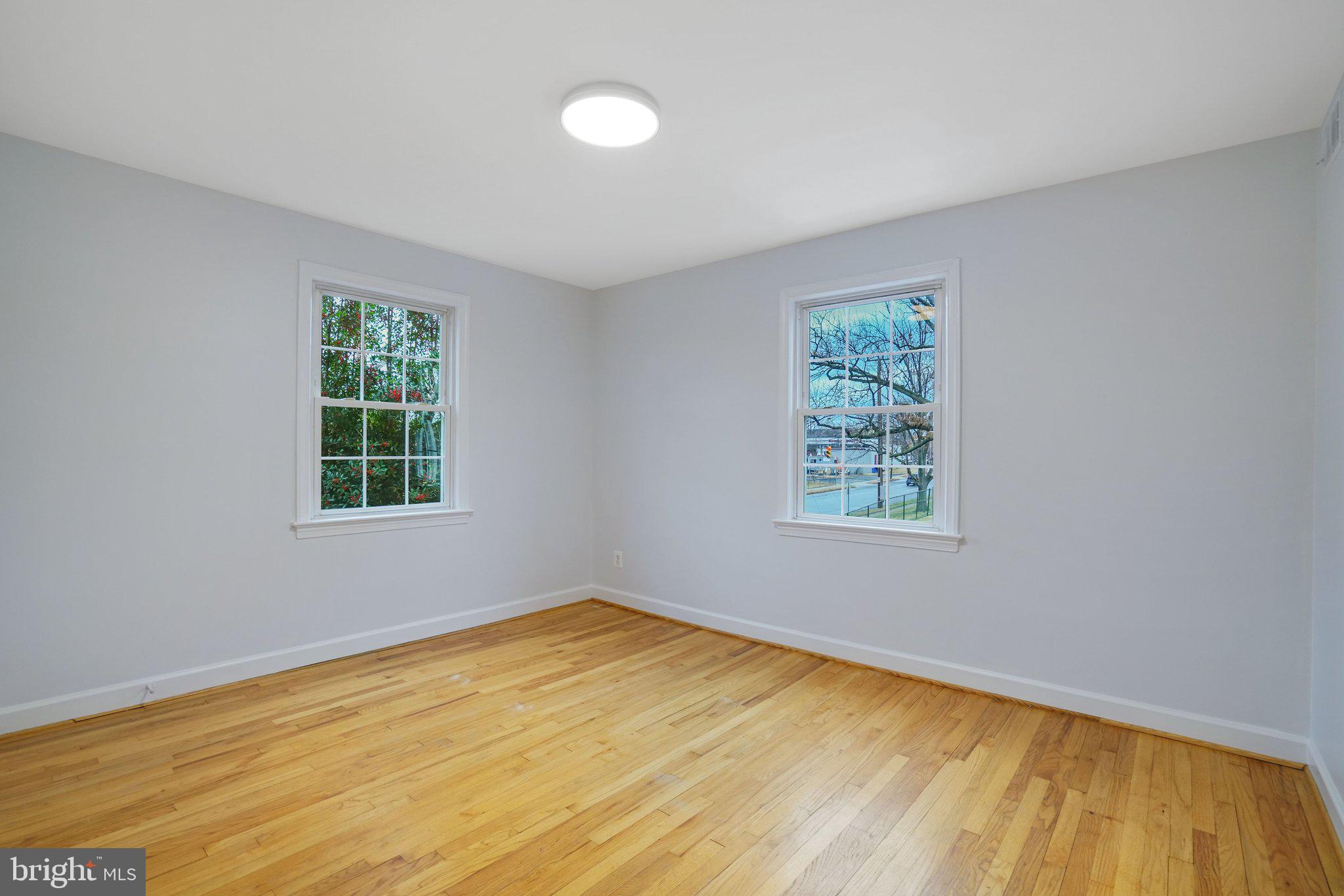 FAYETTE COURT - Residential