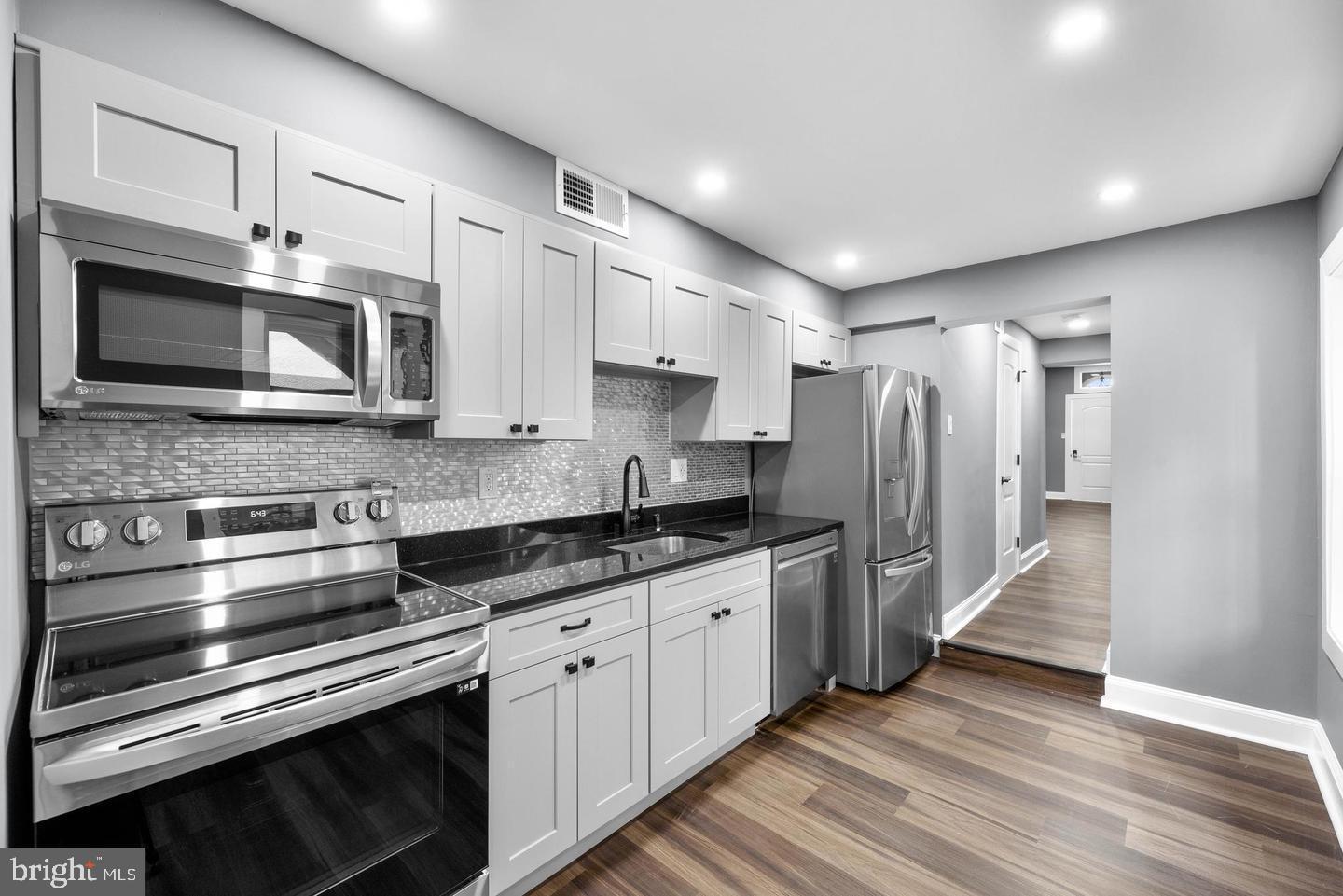 FEDERAL HILL HISTORIC DISTRICT - Residential Lease
