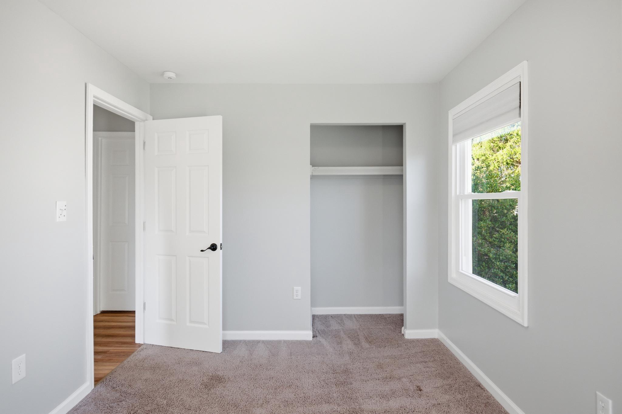 FOUR SEASONS ESTATES - Residential