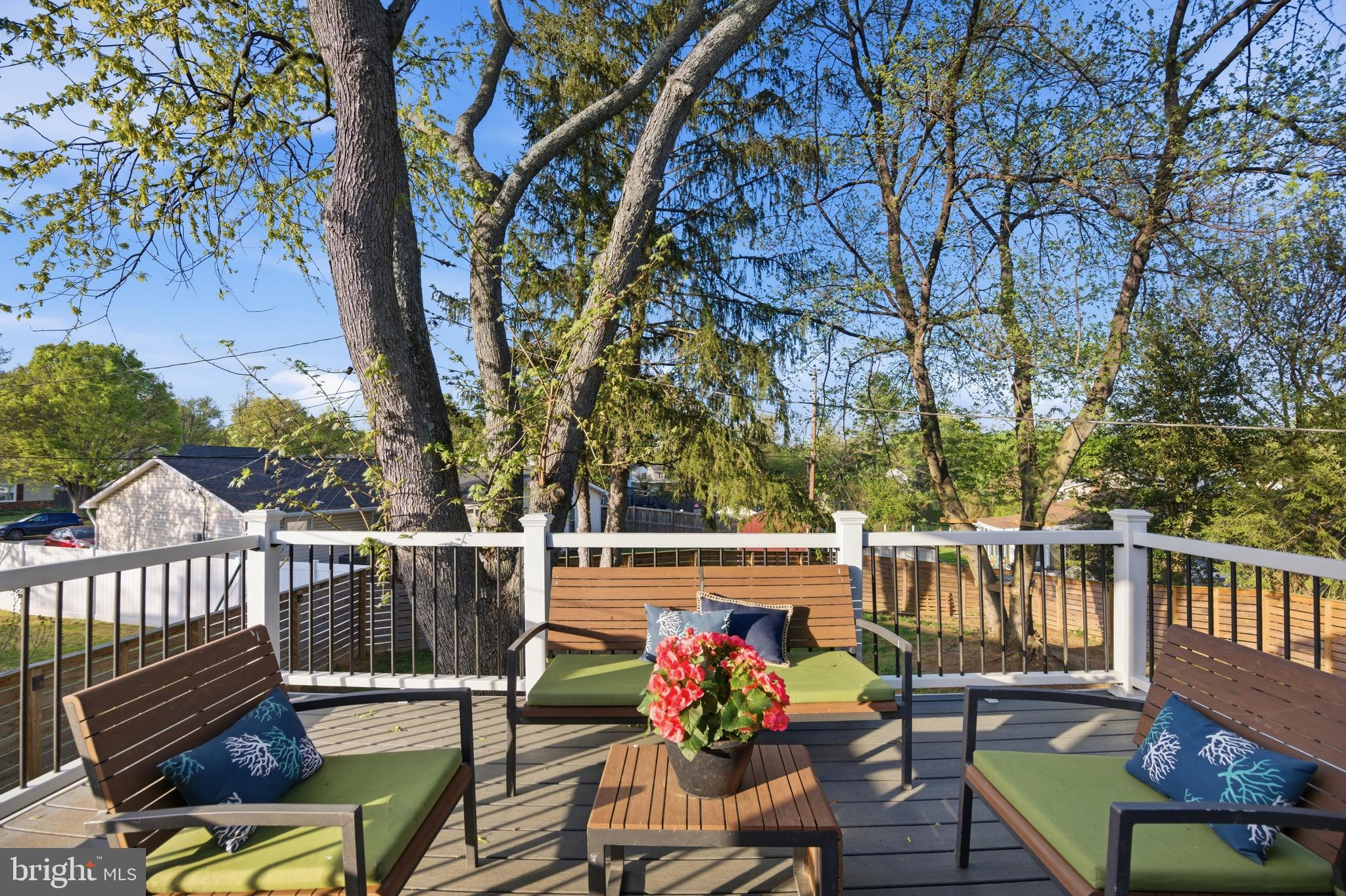 FOUR SEASONS ESTATES - Residential