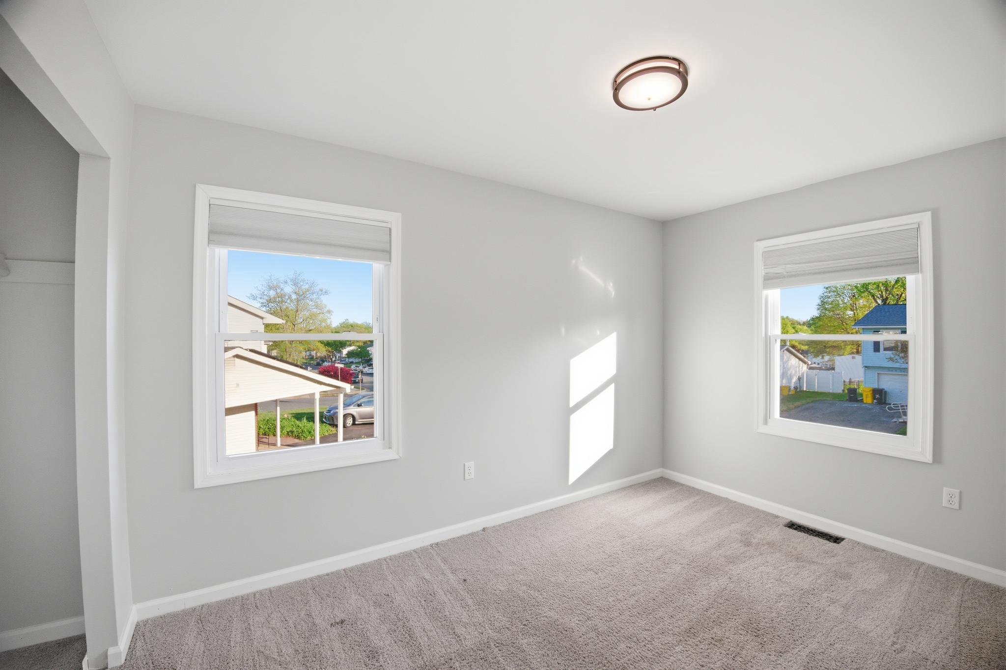 FOUR SEASONS ESTATES - Residential