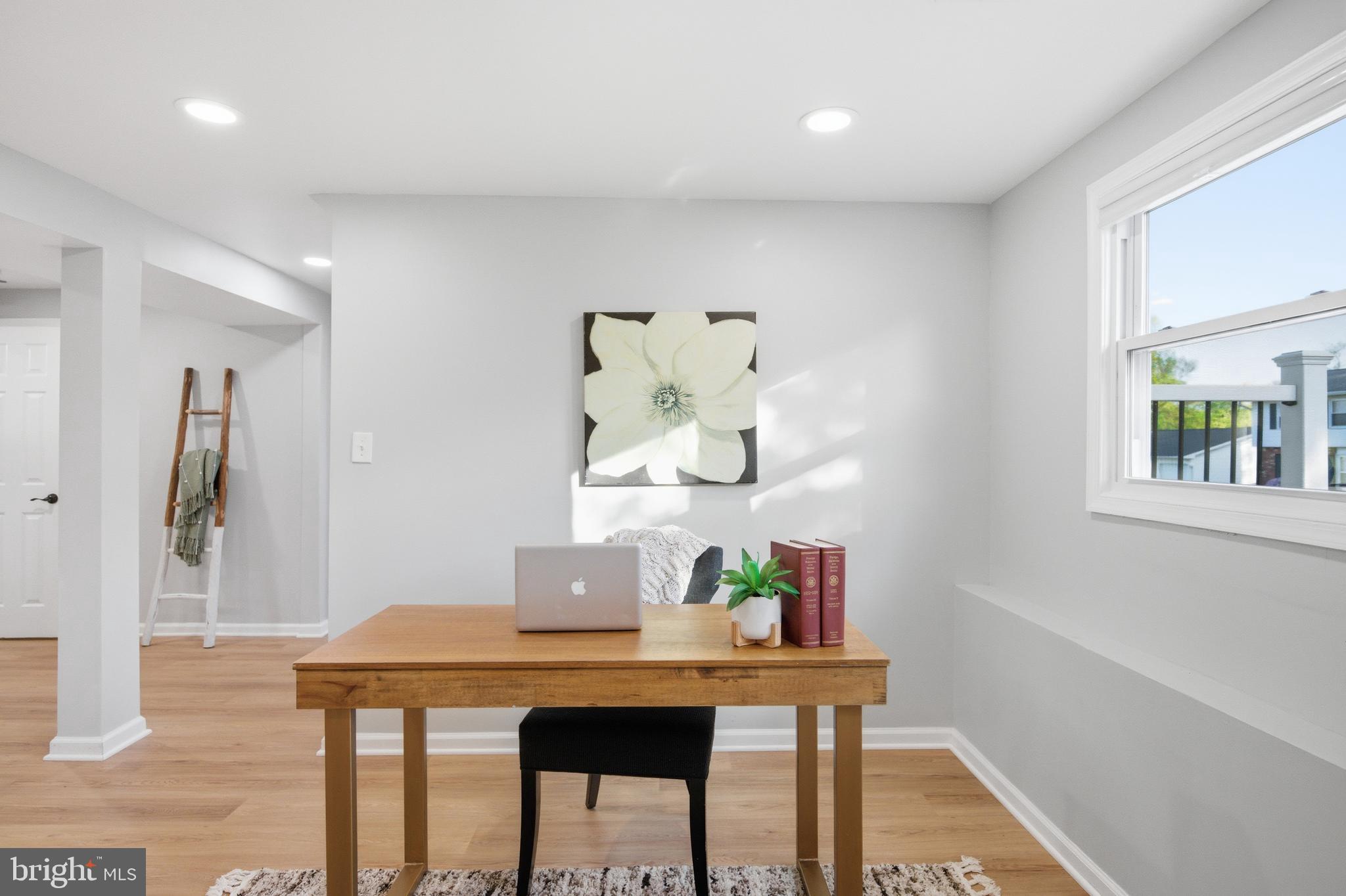 FOUR SEASONS ESTATES - Residential