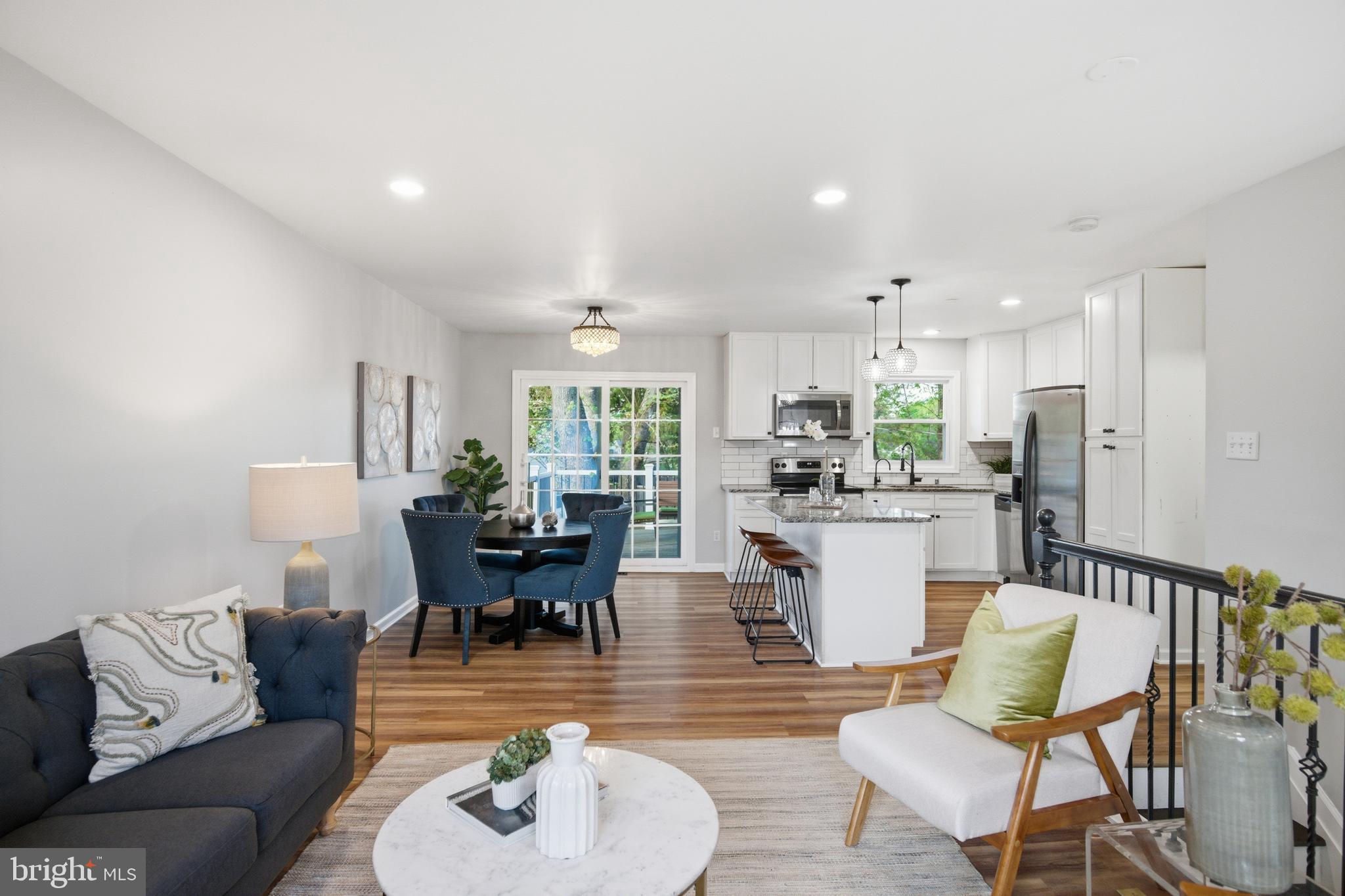 FOUR SEASONS ESTATES - Residential