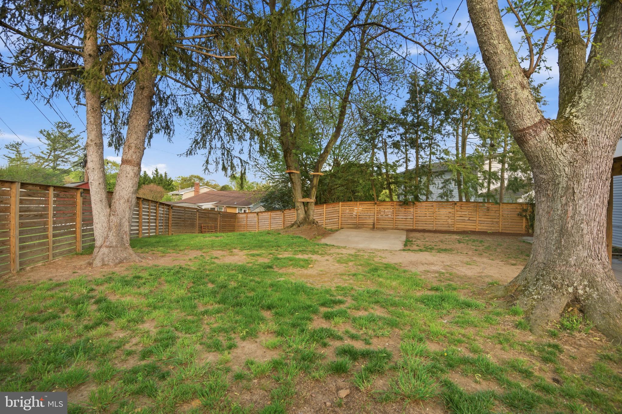 FOUR SEASONS ESTATES - Residential