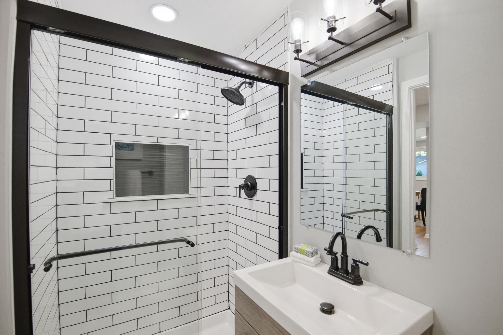 FOUR SEASONS ESTATES - Residential