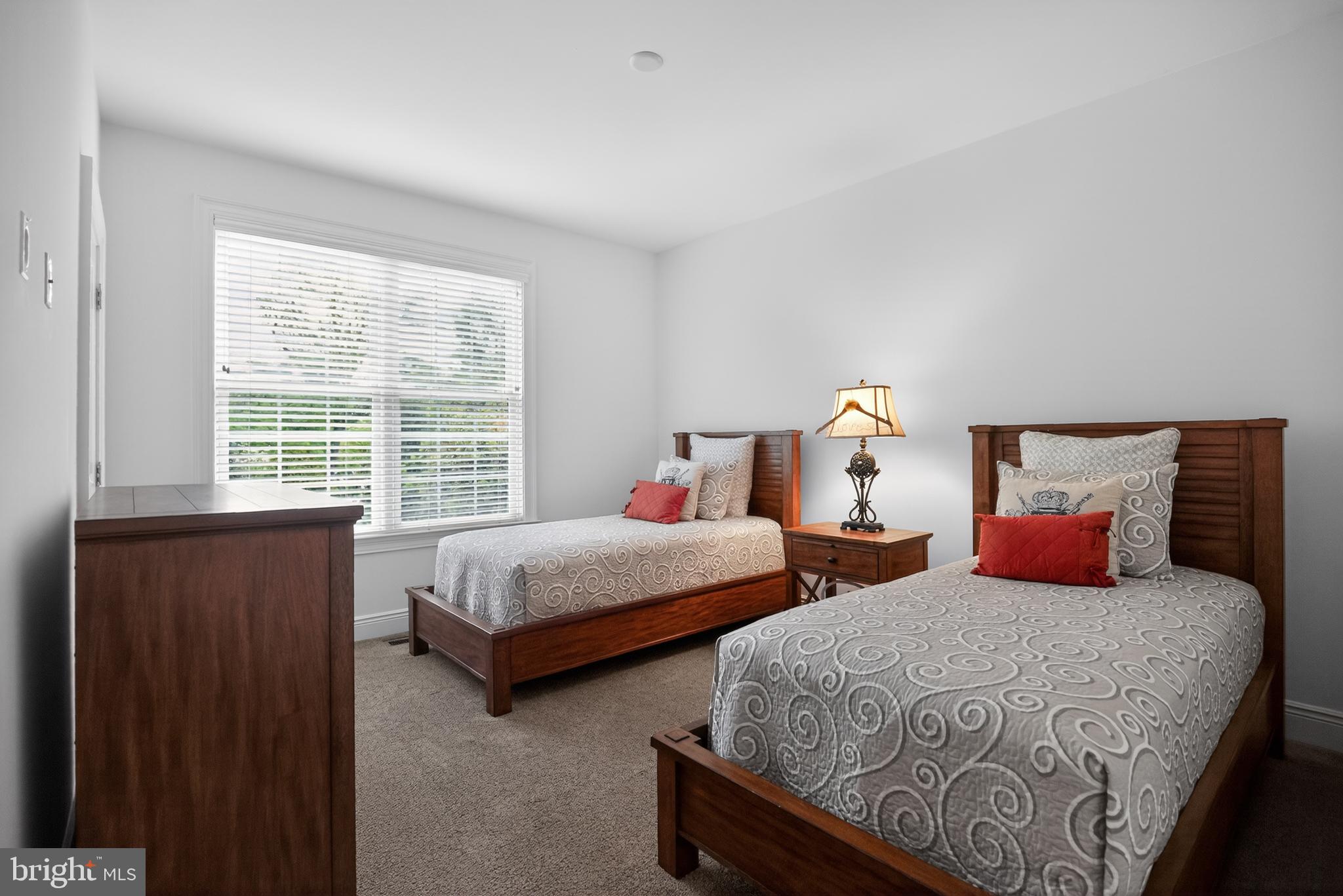 JENKINTOWN - Residential