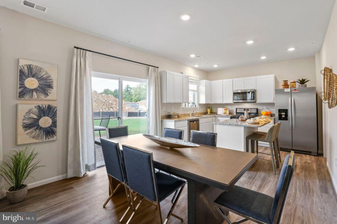 MAGNOLIA SPRINGS - Residential