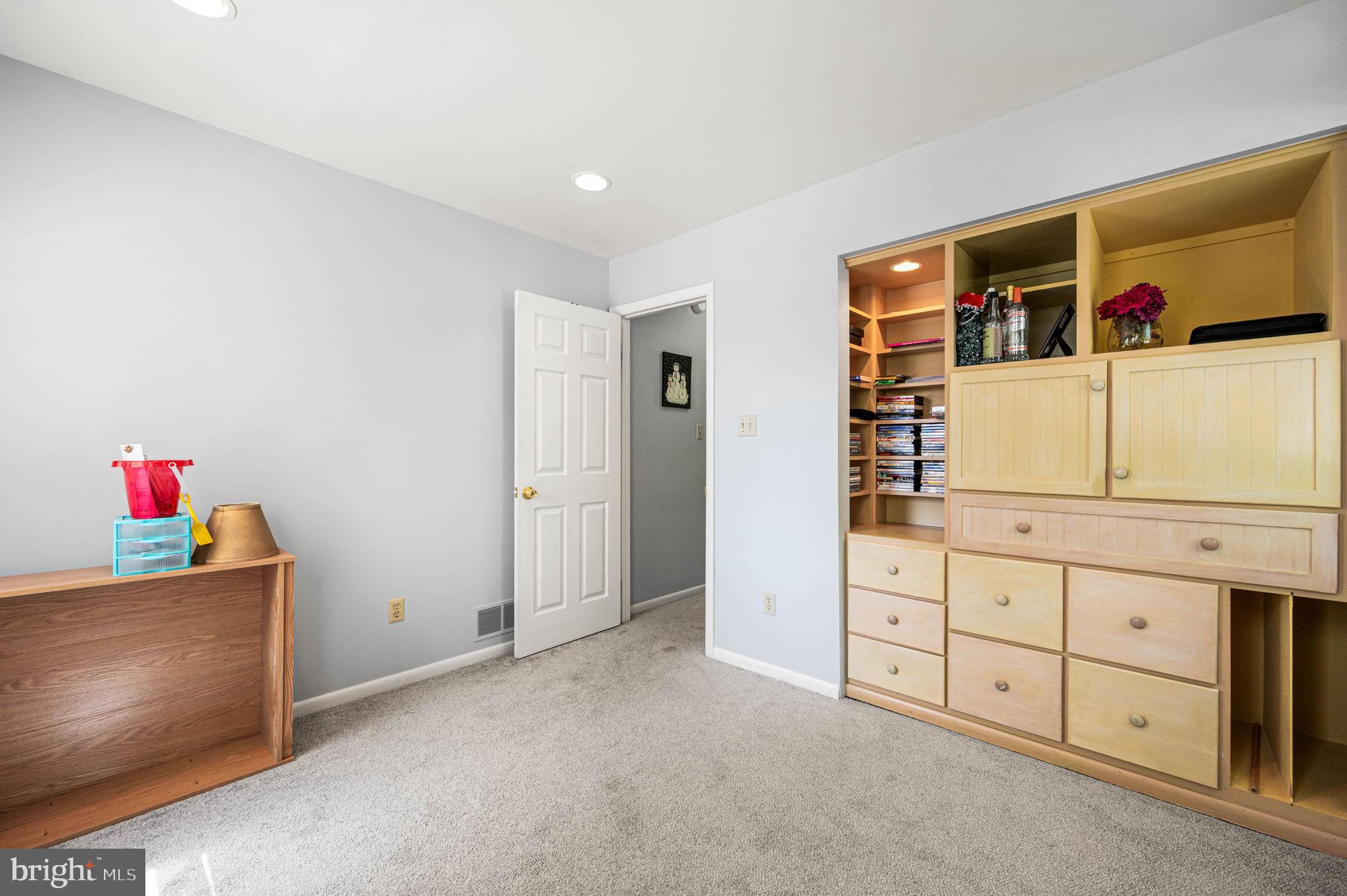 LIONGATE - Residential