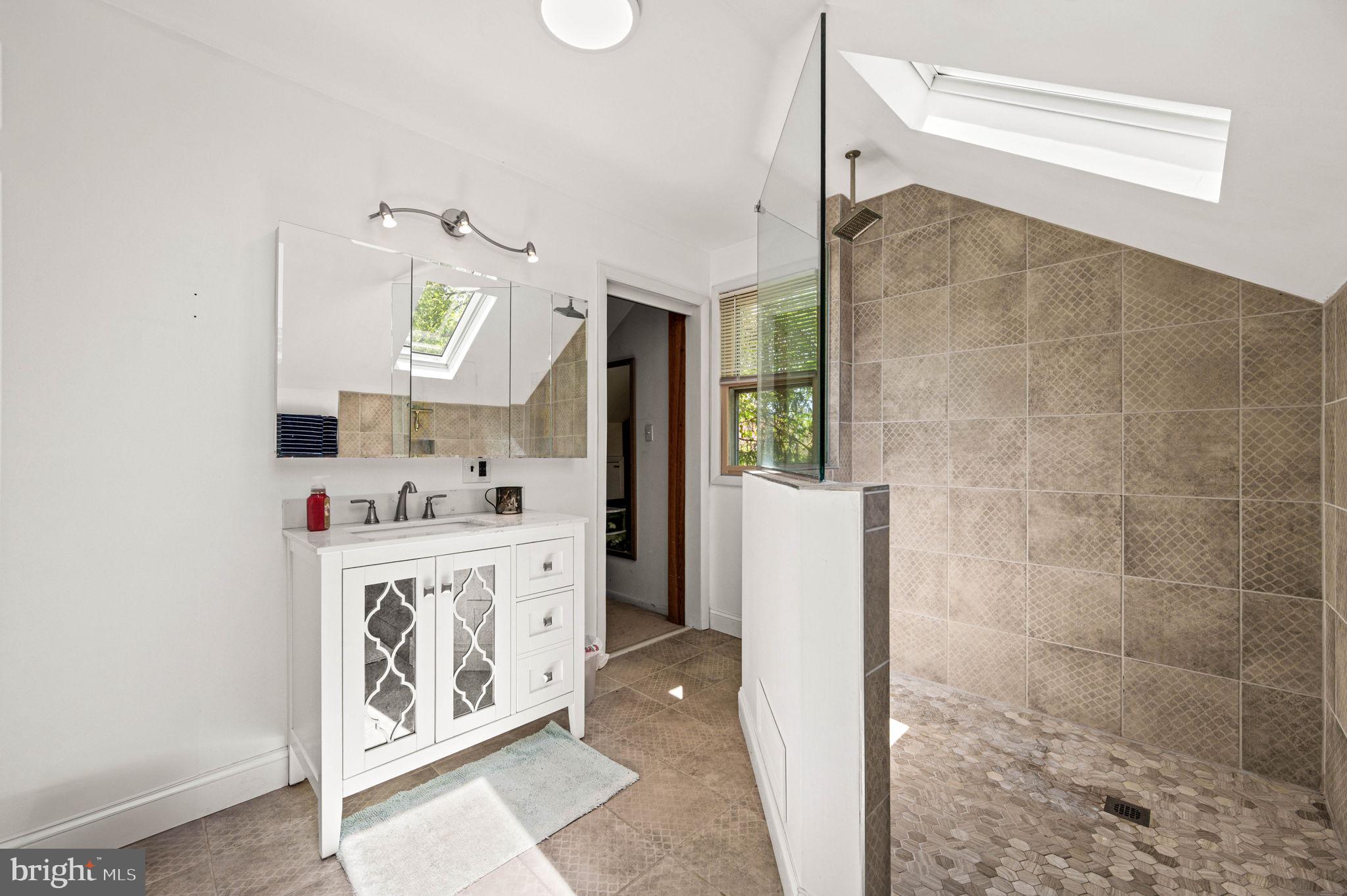 LIONGATE - Residential