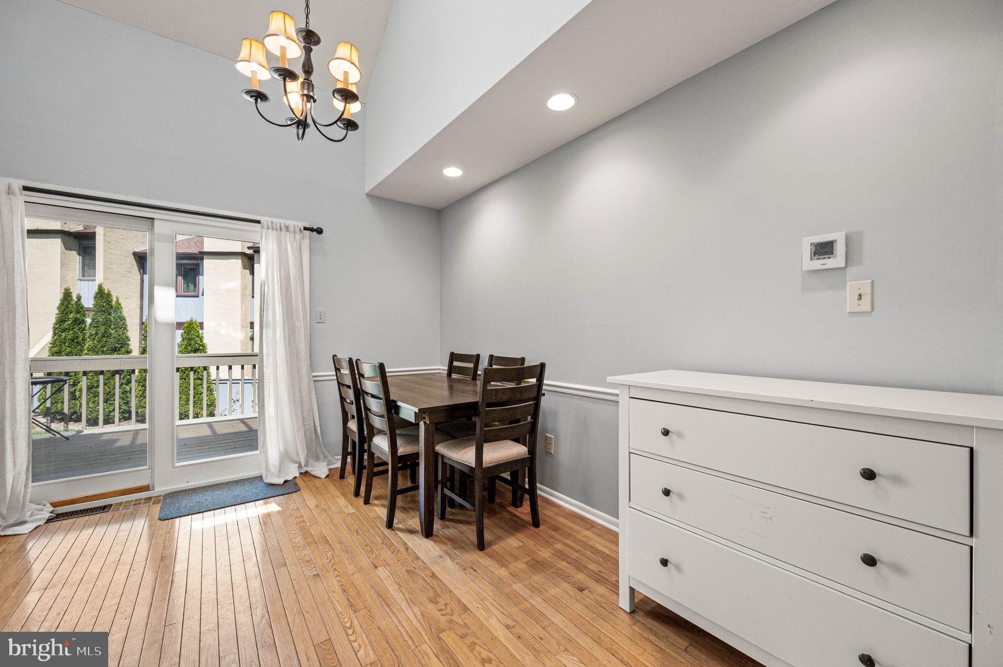 LIONGATE - Residential