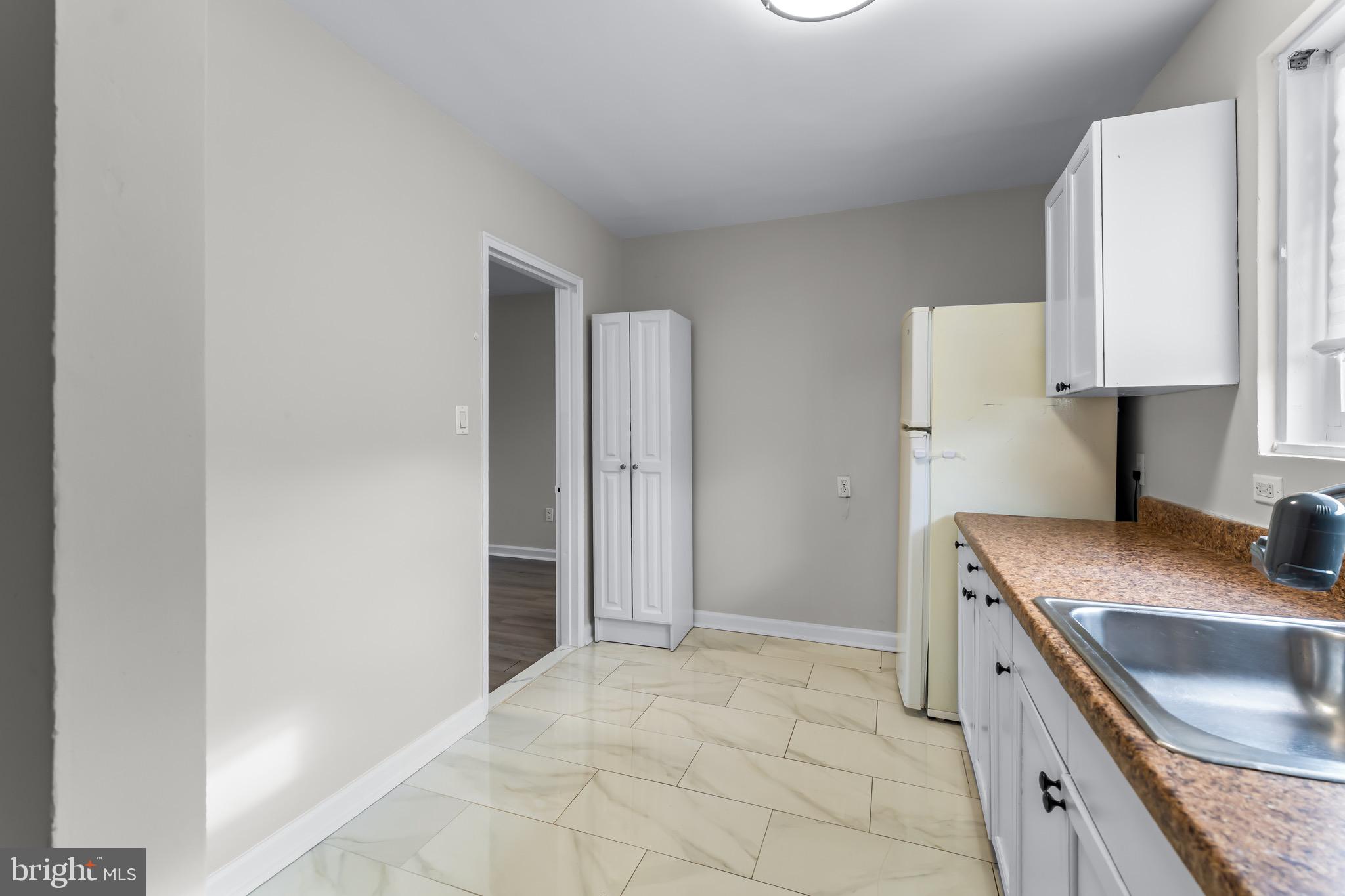 GLASSMANOR - Residential