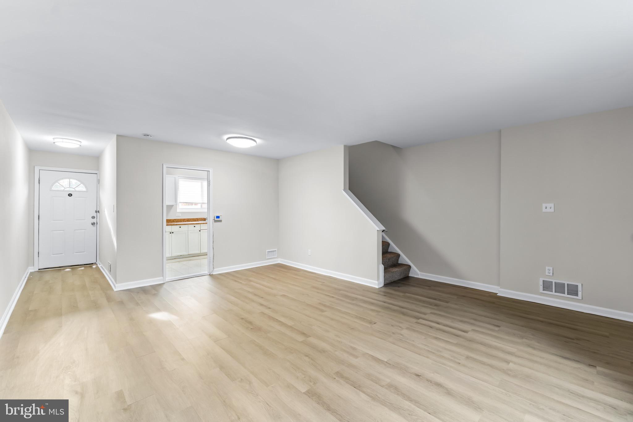 GLASSMANOR - Residential