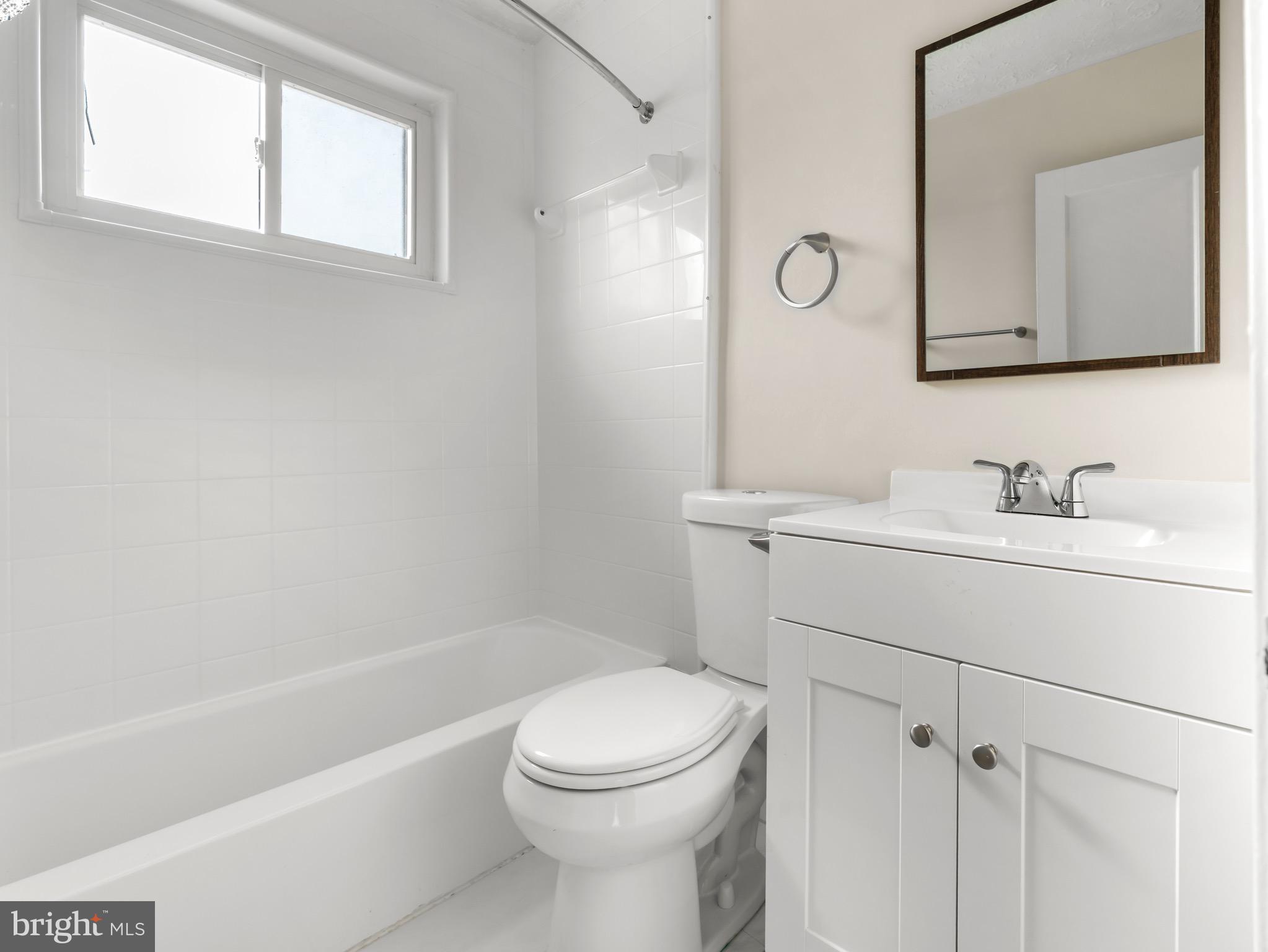 GLASSMANOR - Residential