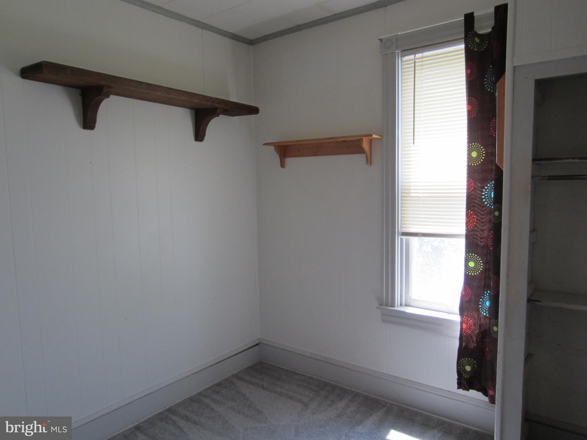 NEFFSVILLE - Residential