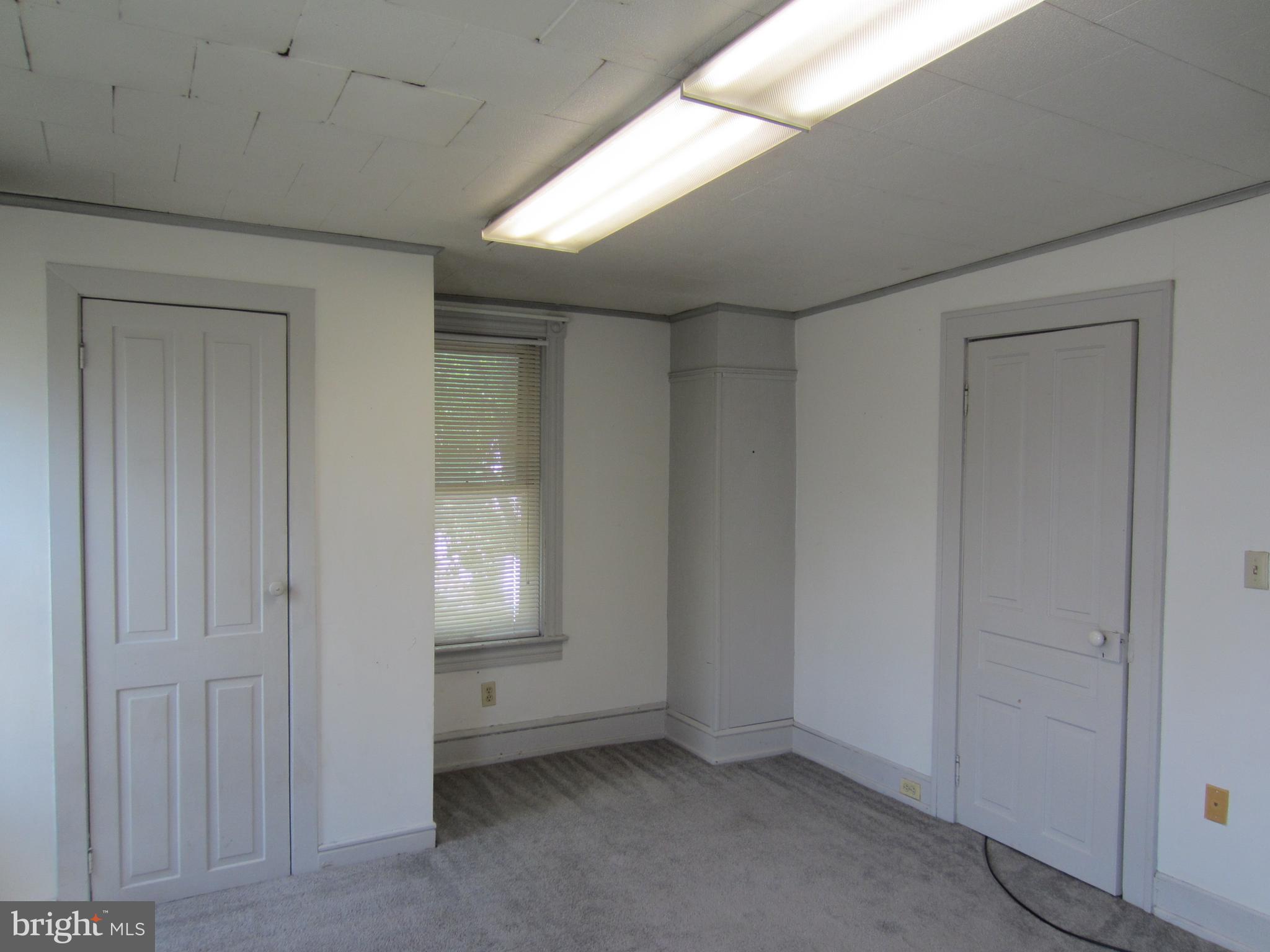 NEFFSVILLE - Residential