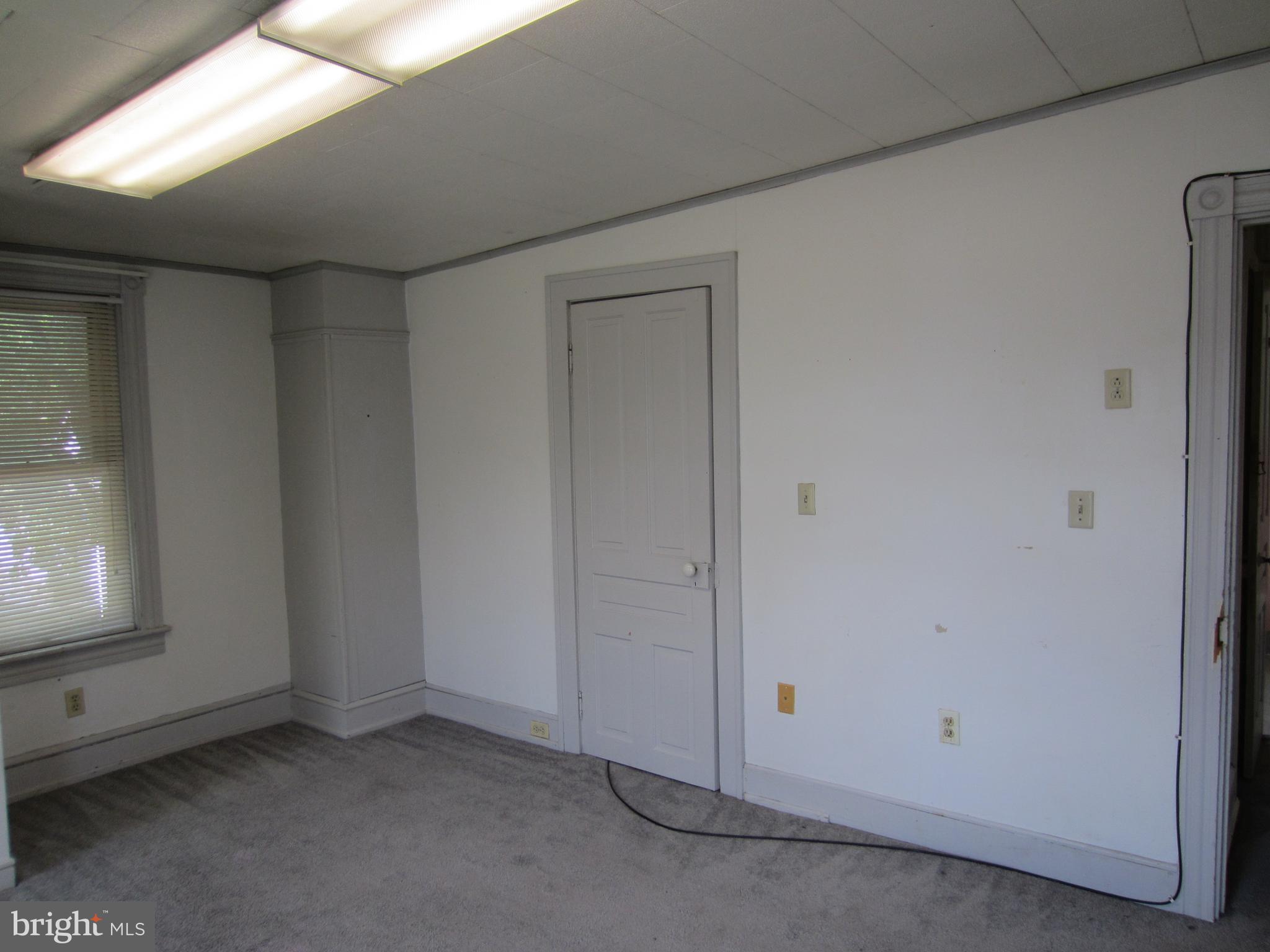 NEFFSVILLE - Residential