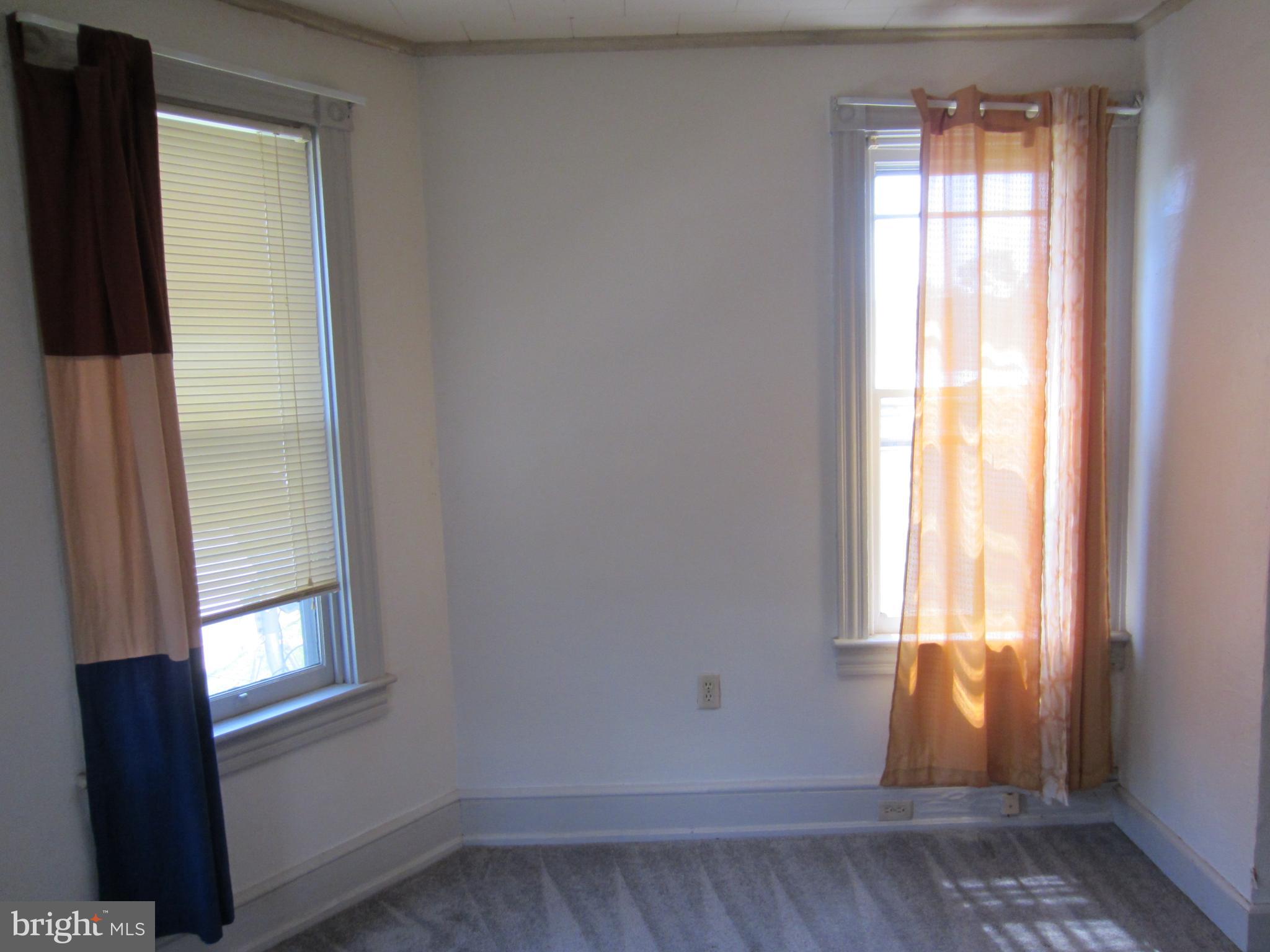 NEFFSVILLE - Residential