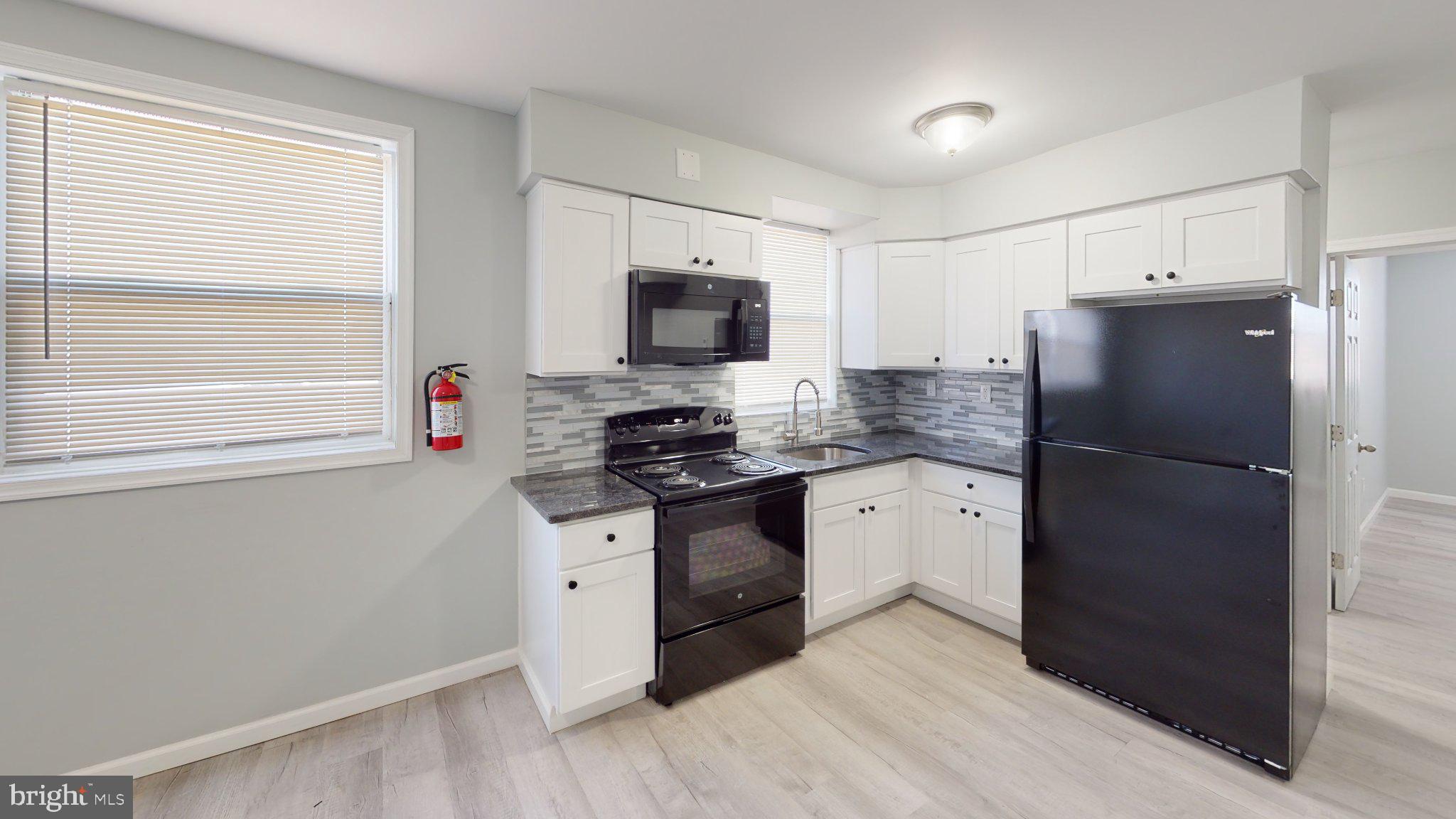 910 GATEWAY BOULEVARD D2