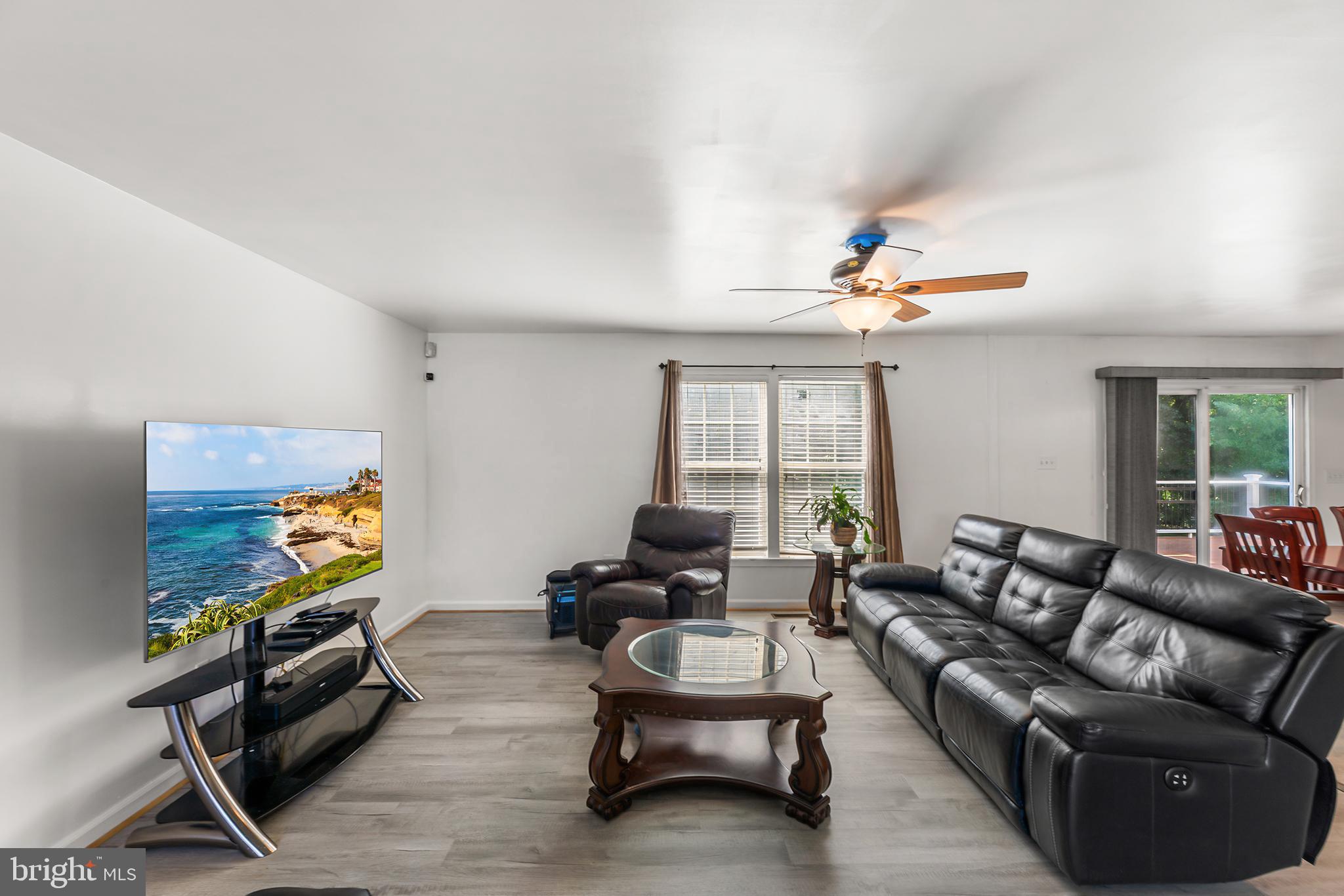 209 LONE TREE DRIVE