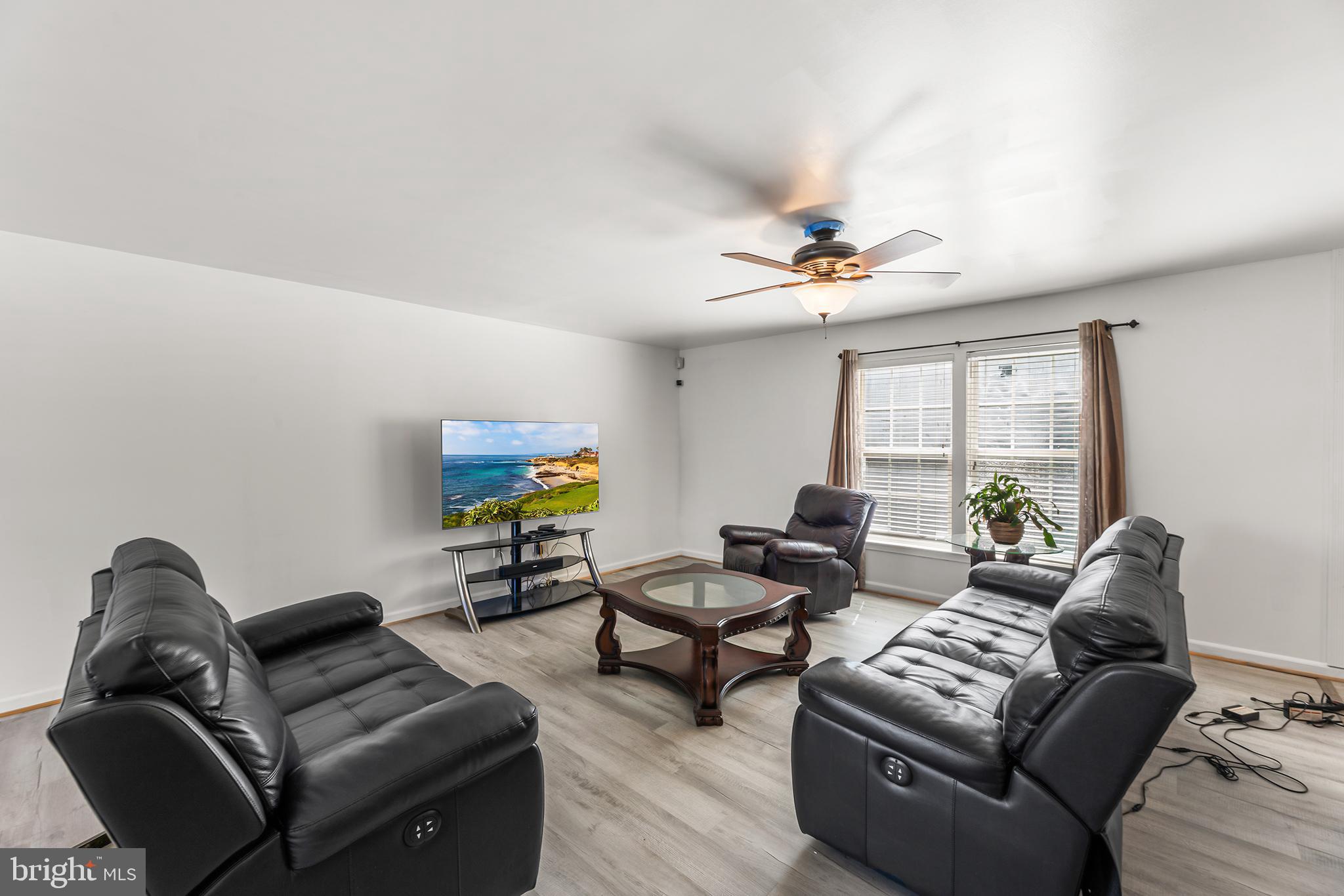 209 LONE TREE DRIVE
