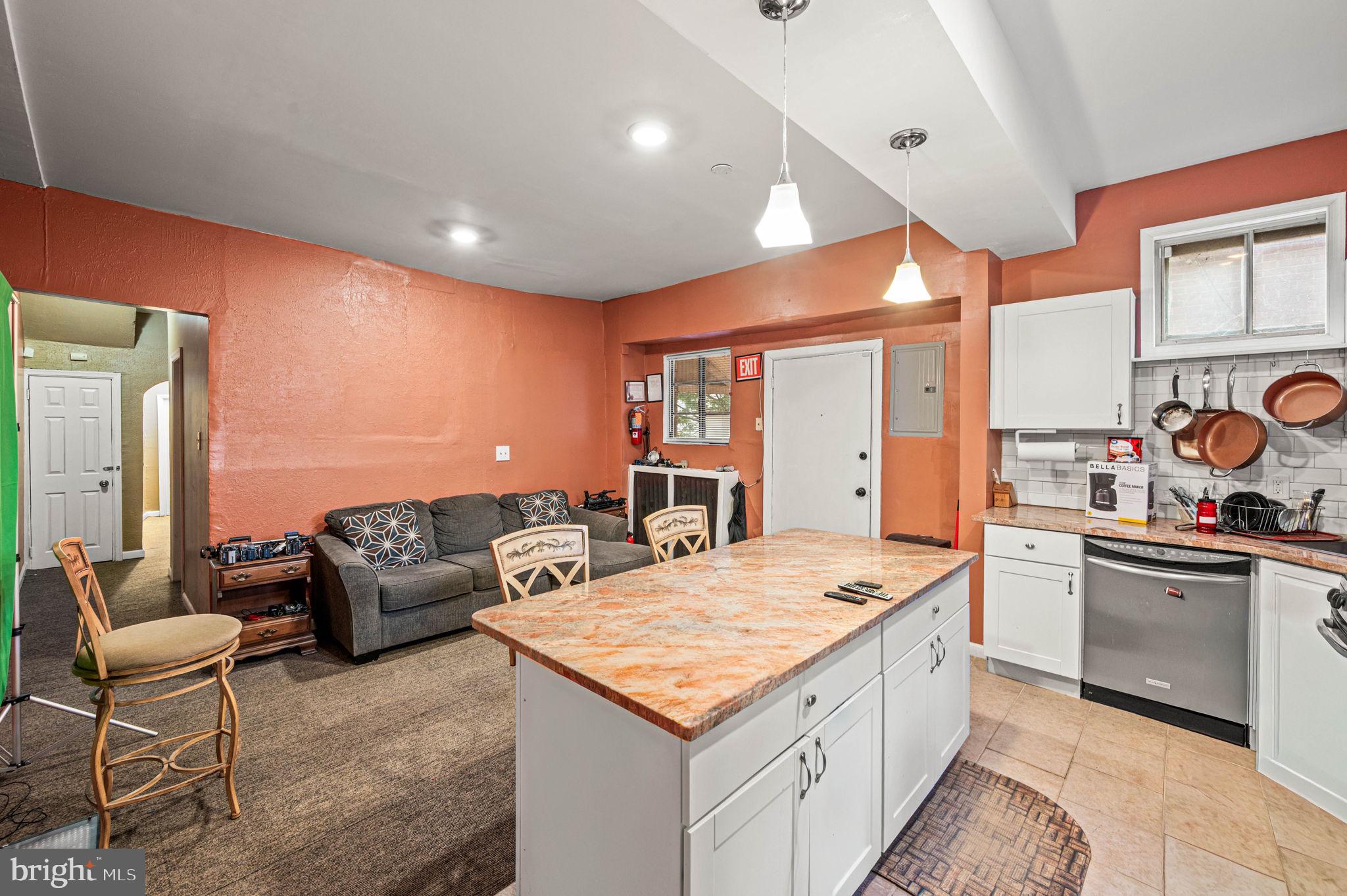 GERMANTOWN - Residential Income