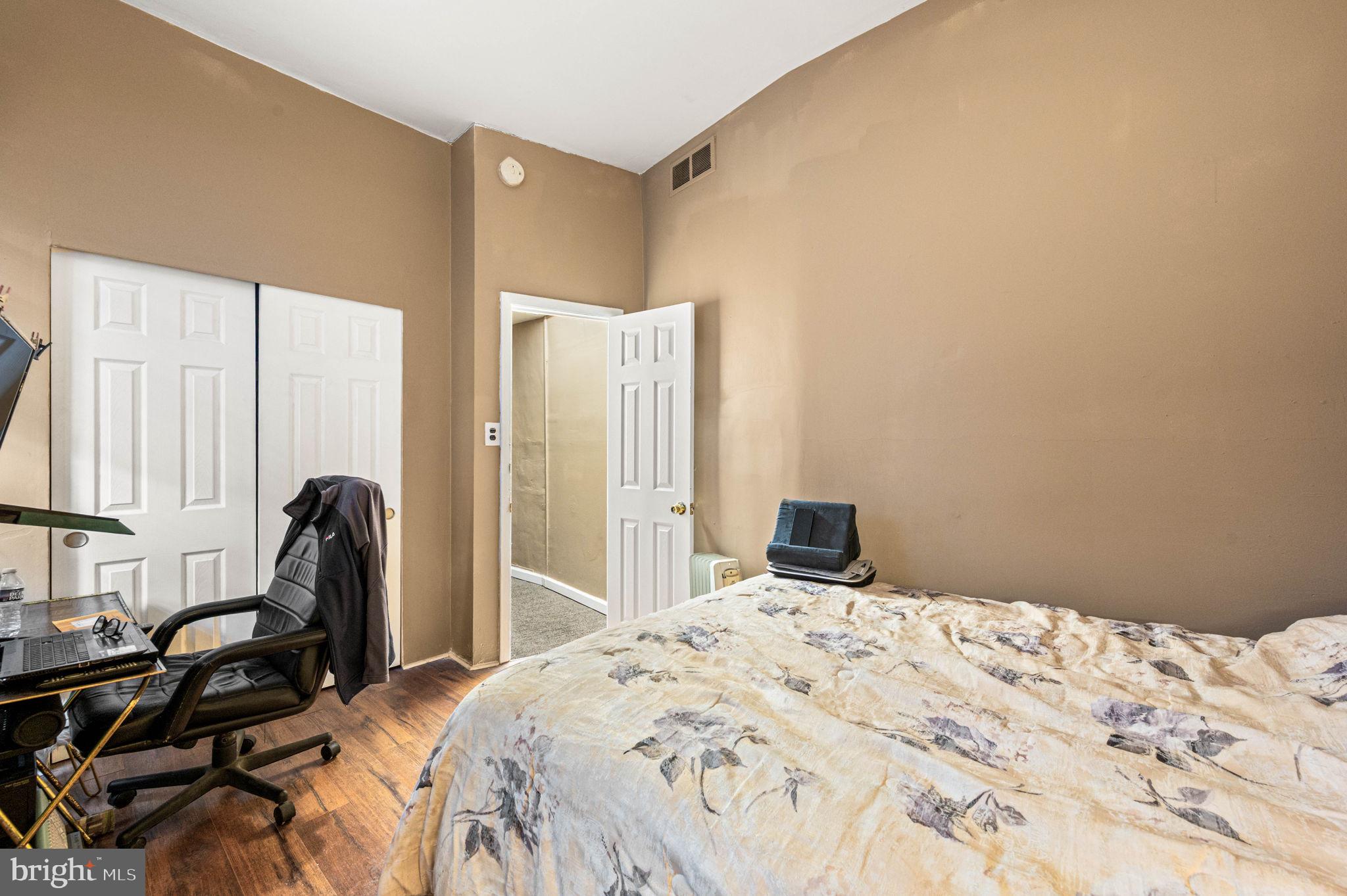 GERMANTOWN - Residential Income