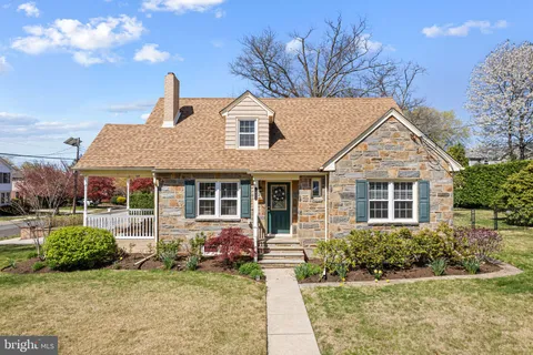 1403 W High Street, Haddon Heights, NJ MLS: NJCD2090592